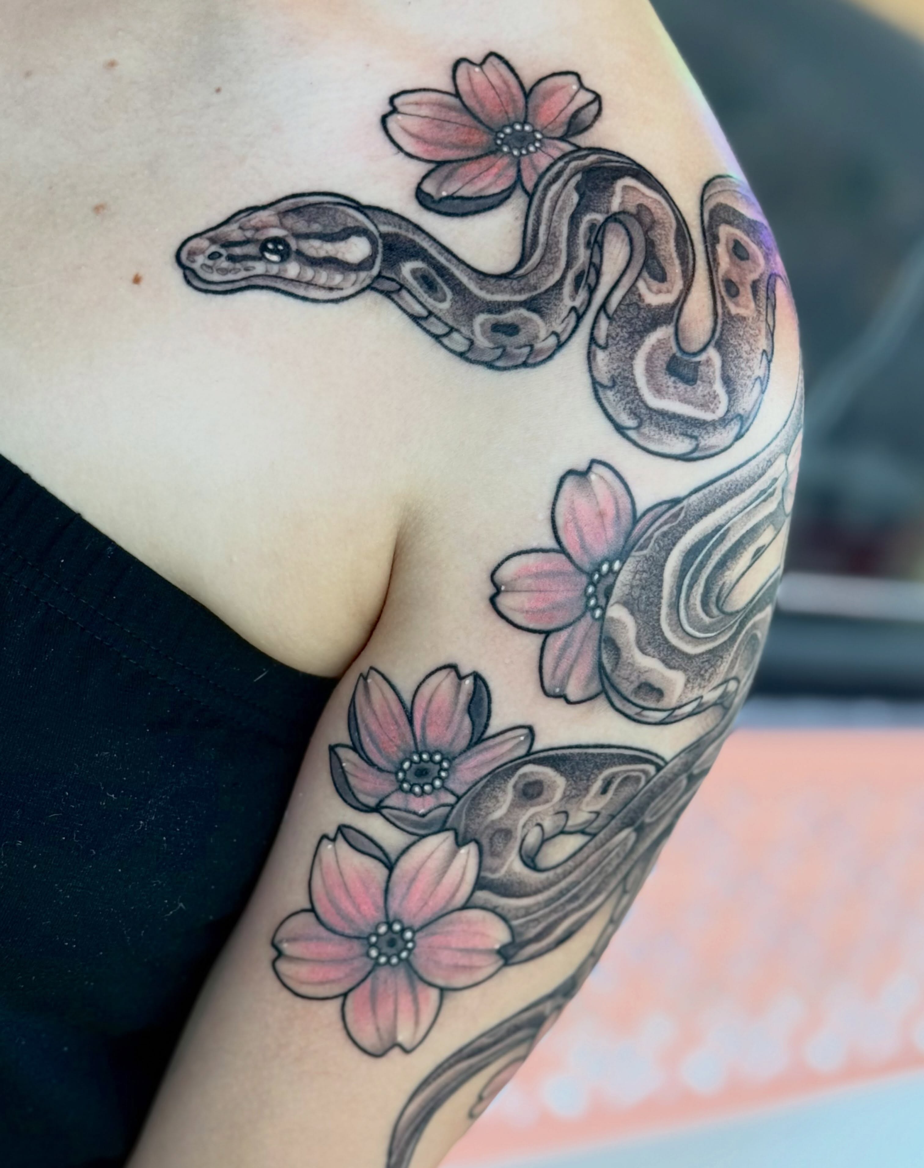Tattoo by @flying_tiger_social_club — realism, dotwork