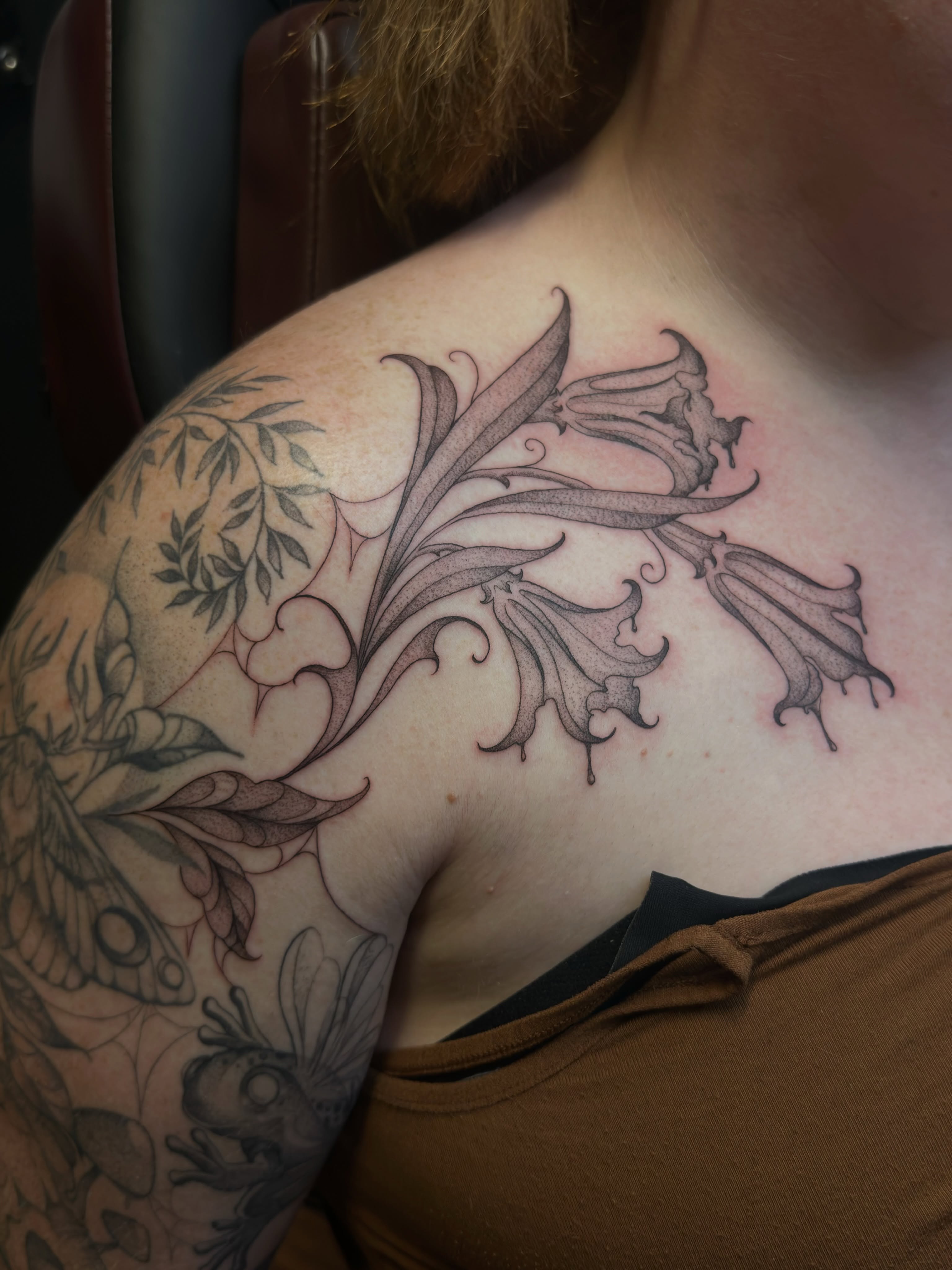 Bell flowers black and grey tattoo on the shoulder by Tiffany ✿ Tattoo Artist