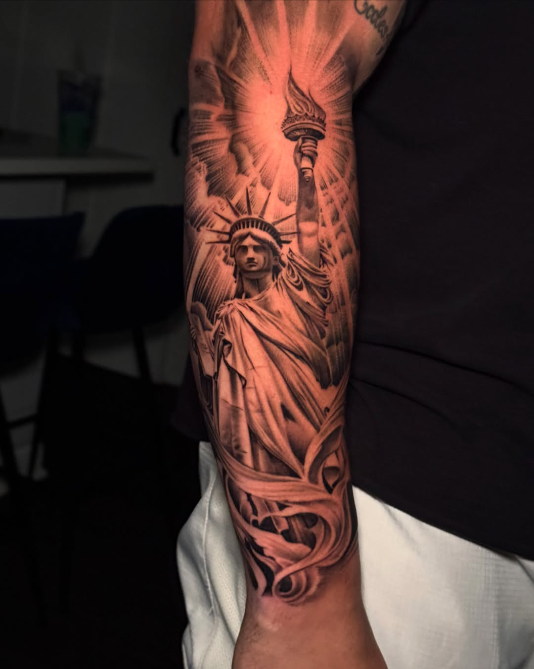 Tattoo by @isaacroque_ — realism