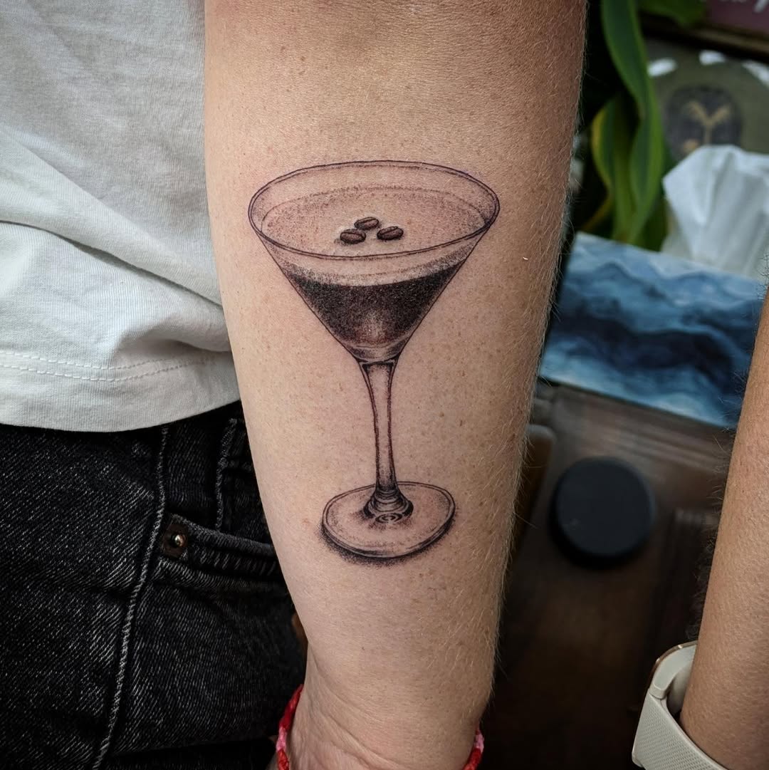 Tattoo by @alizee_tattoo — realism, black_and_grey