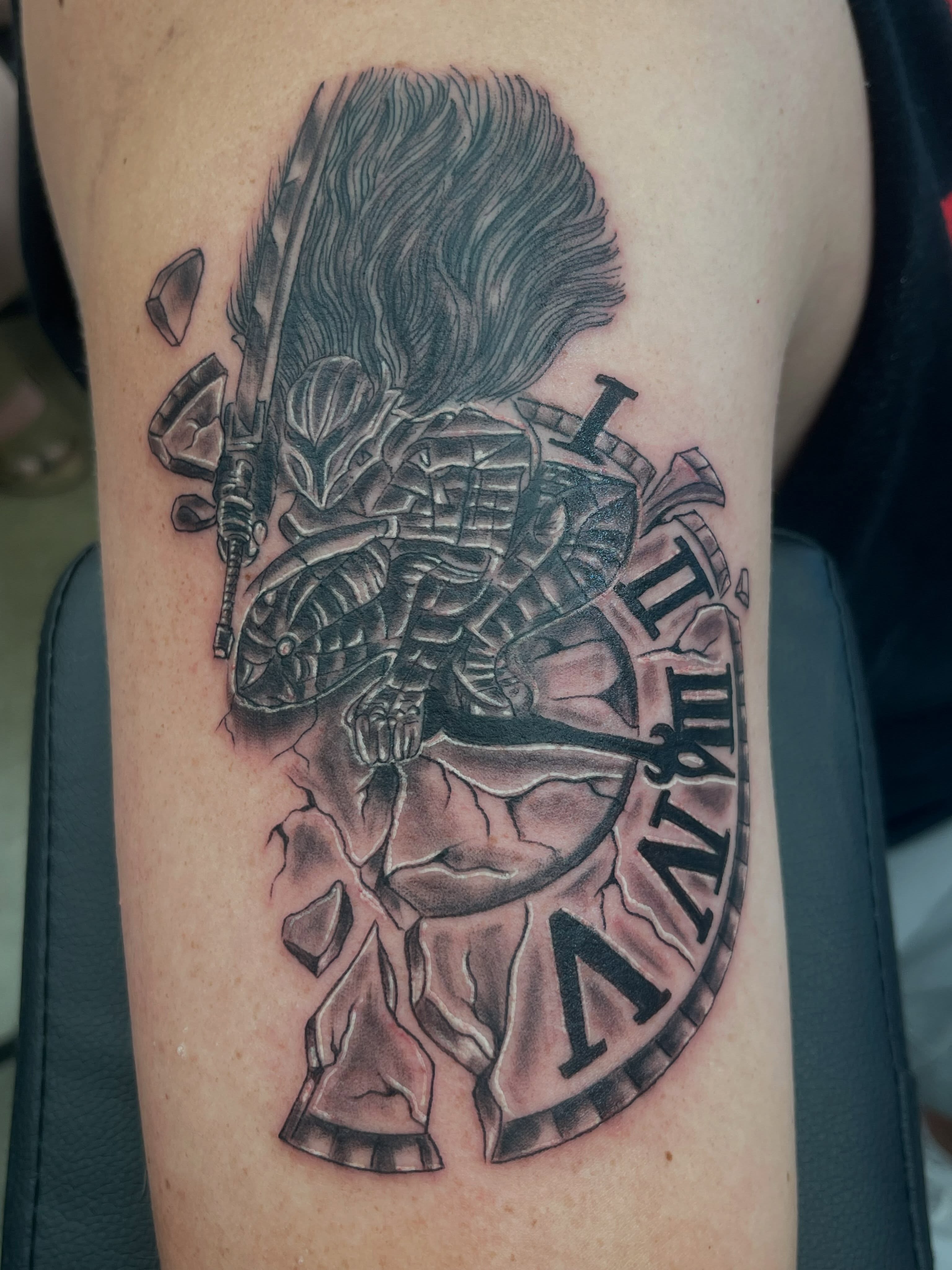 Samurai warrior realism tattoo on the thigh by Tattsruru