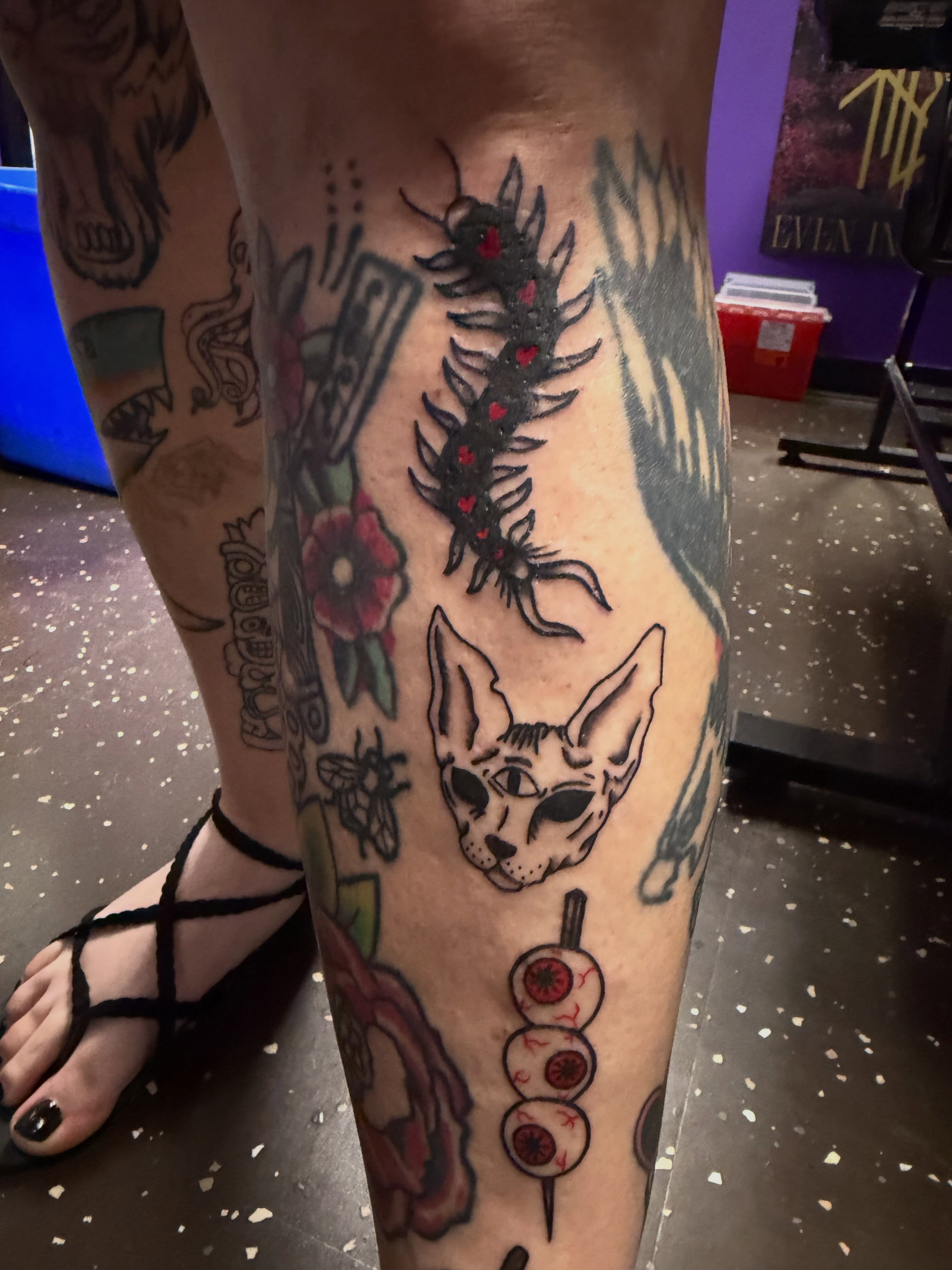 Spider American traditional tattoo on the leg by Drew