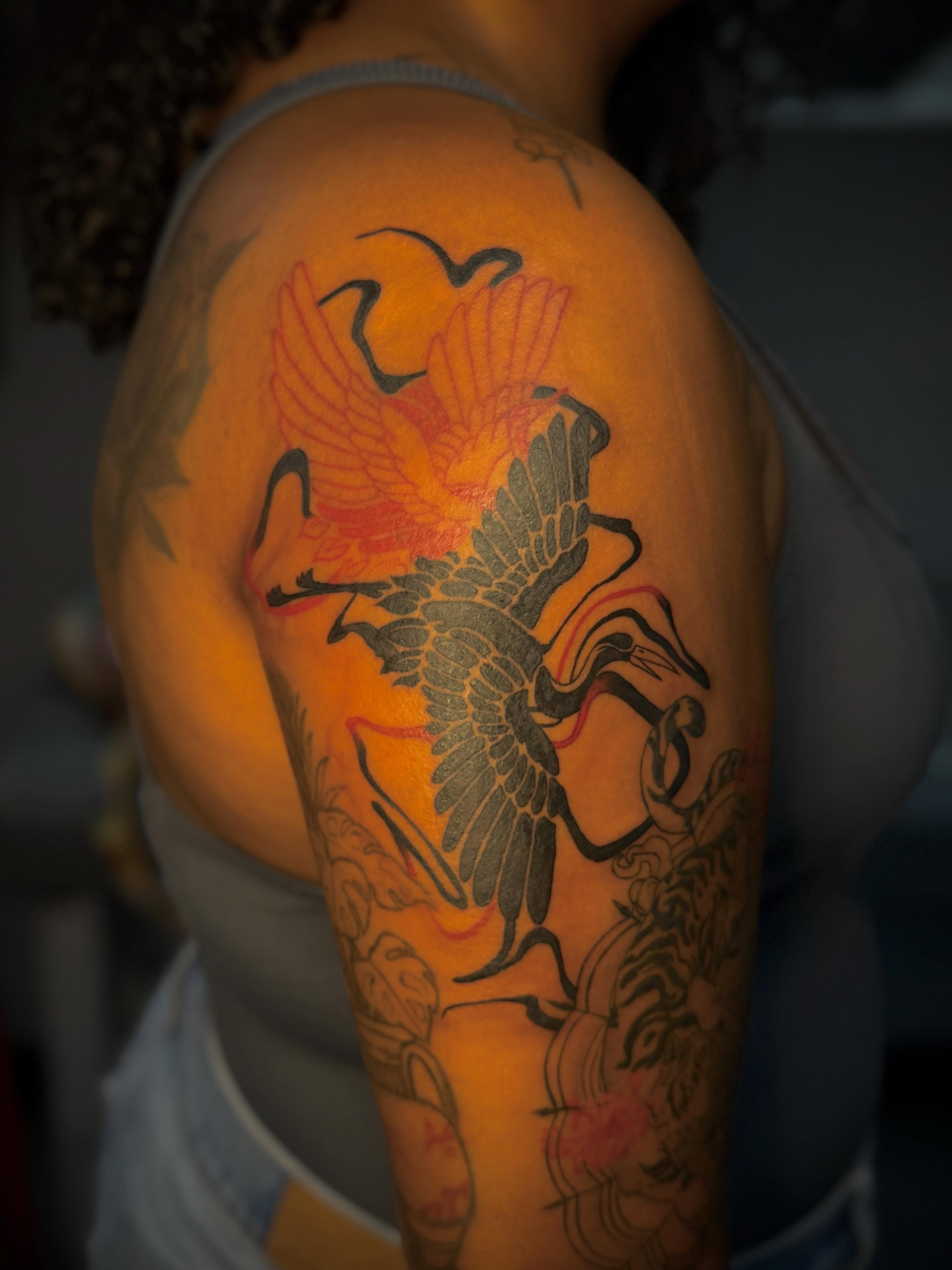 Bird japanese irezumi tattoo on the shoulder by sᴋᴇᴛᴄʜᴇᴅ