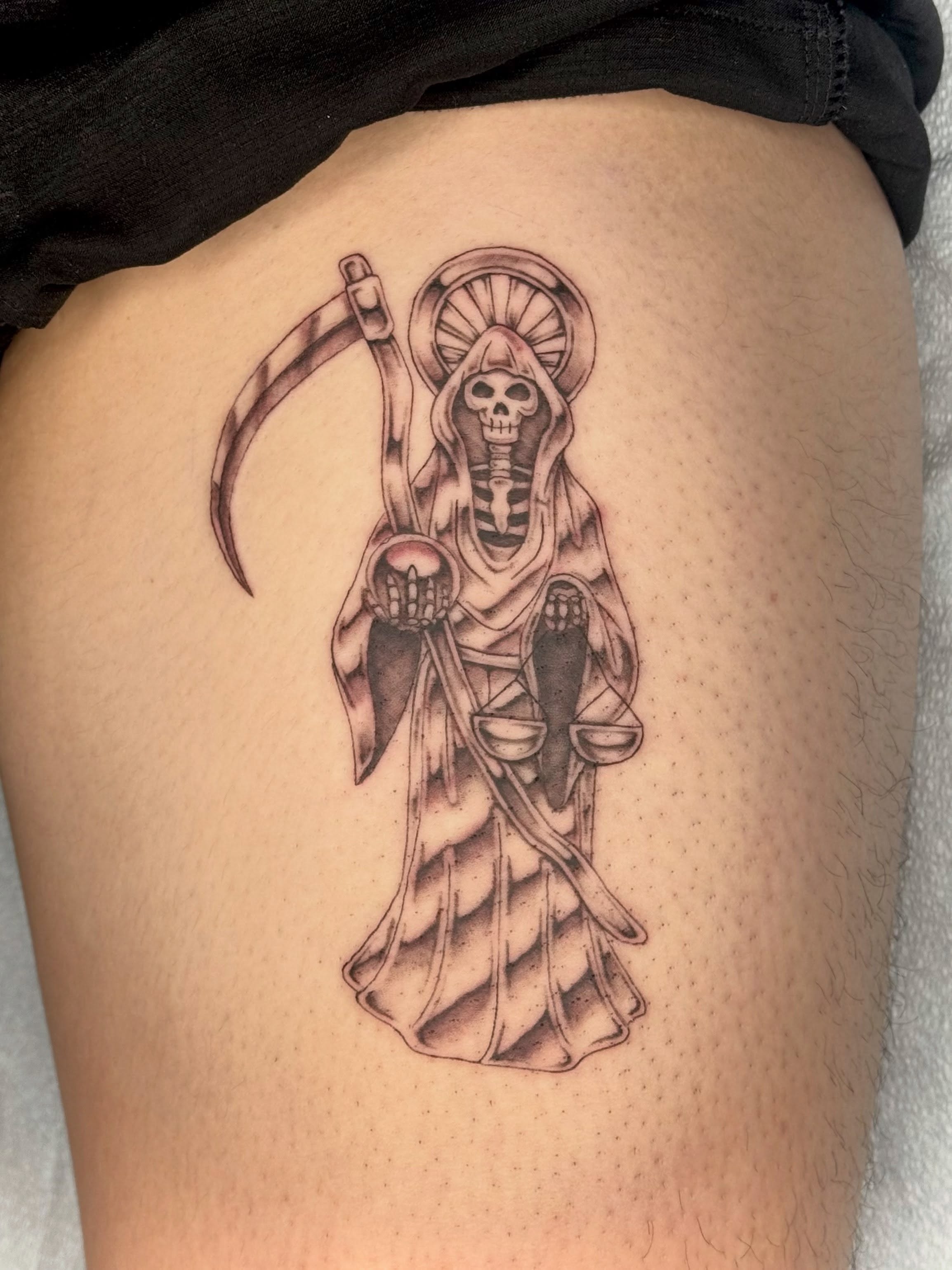 Tattoo by @mijita_tatz — black_and_grey
