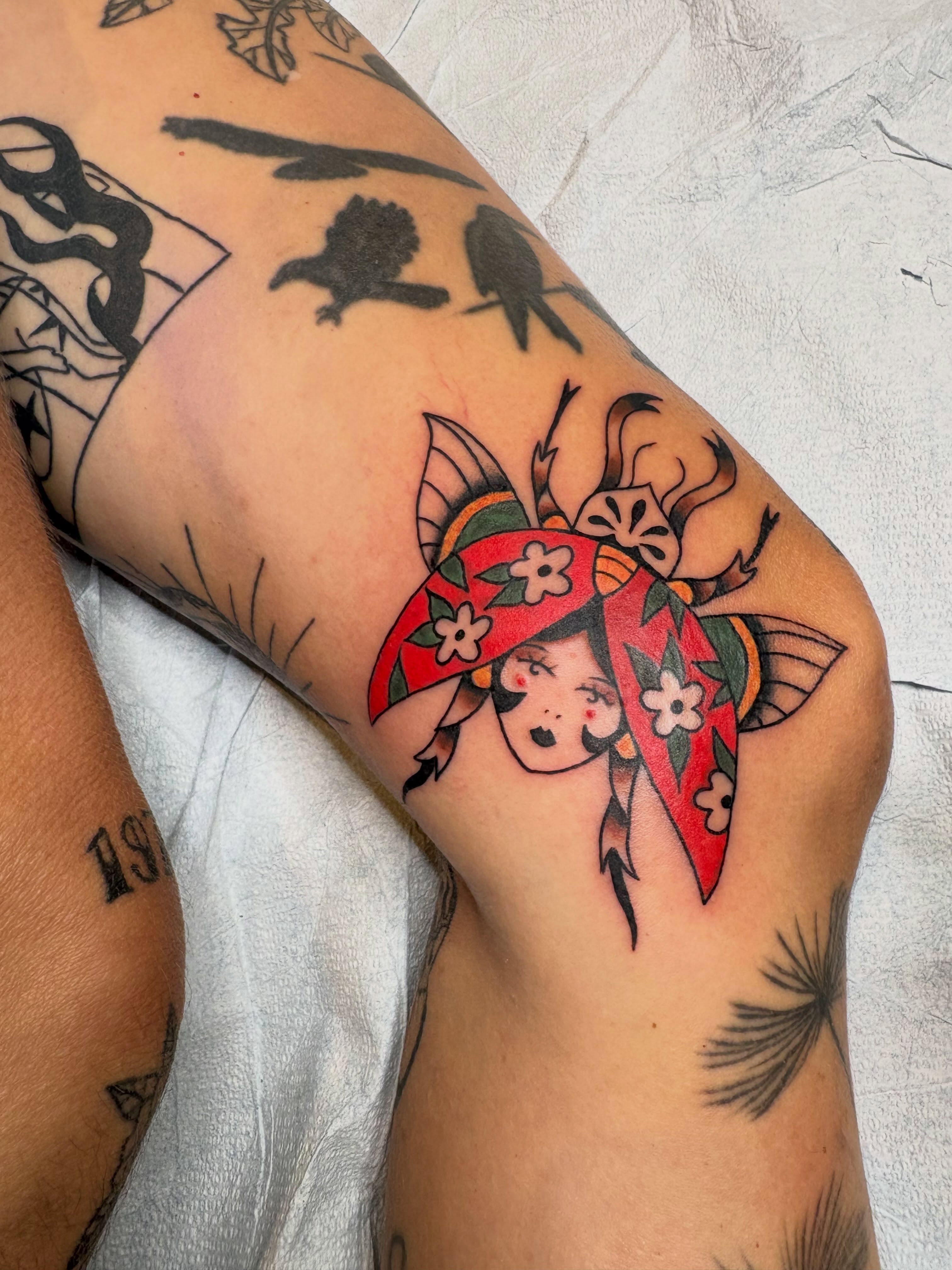 Geisha japanese irezumi tattoo on the thigh by ellie