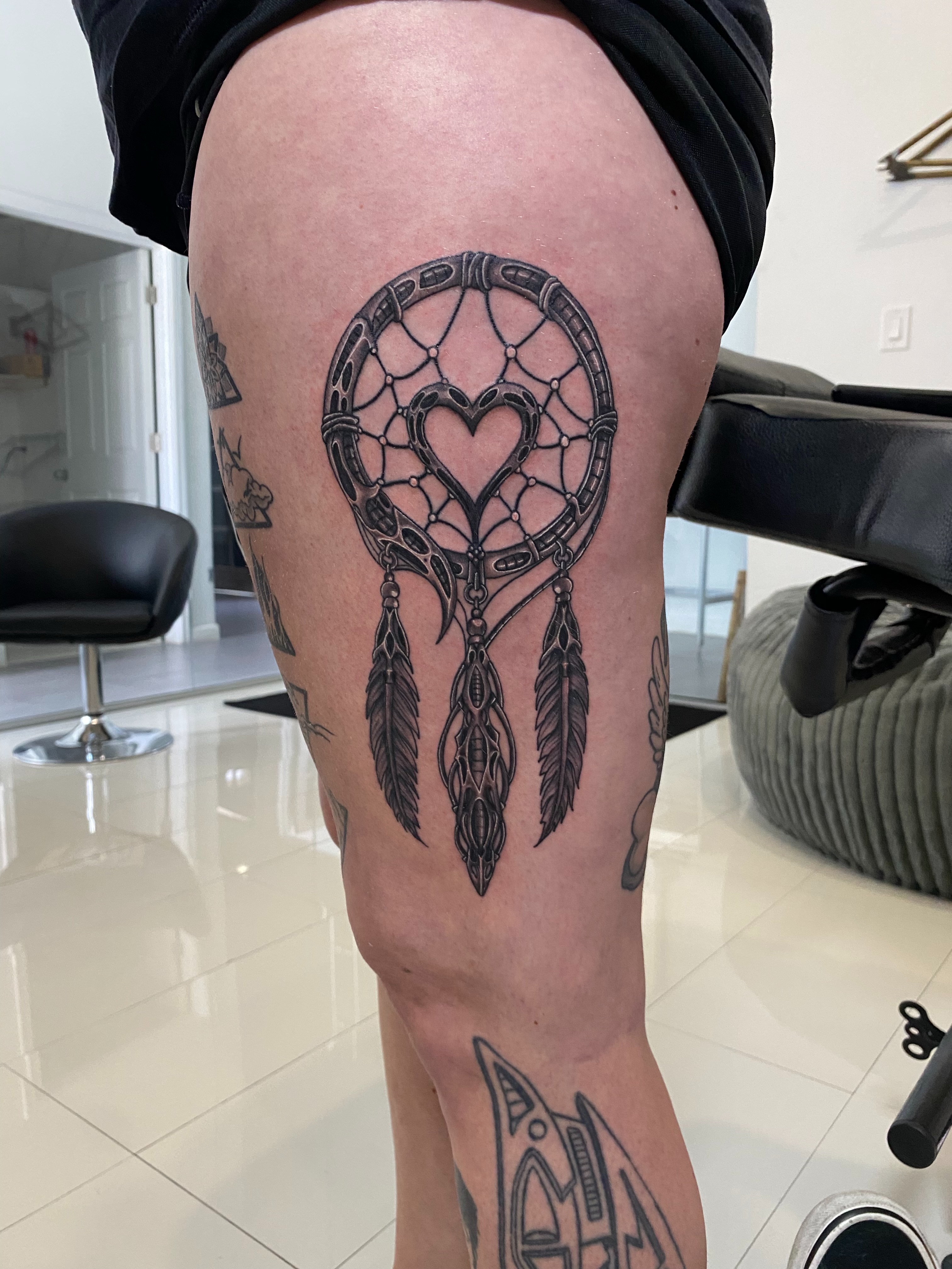 Tattoo by @kenzi.tattoo — black_and_grey