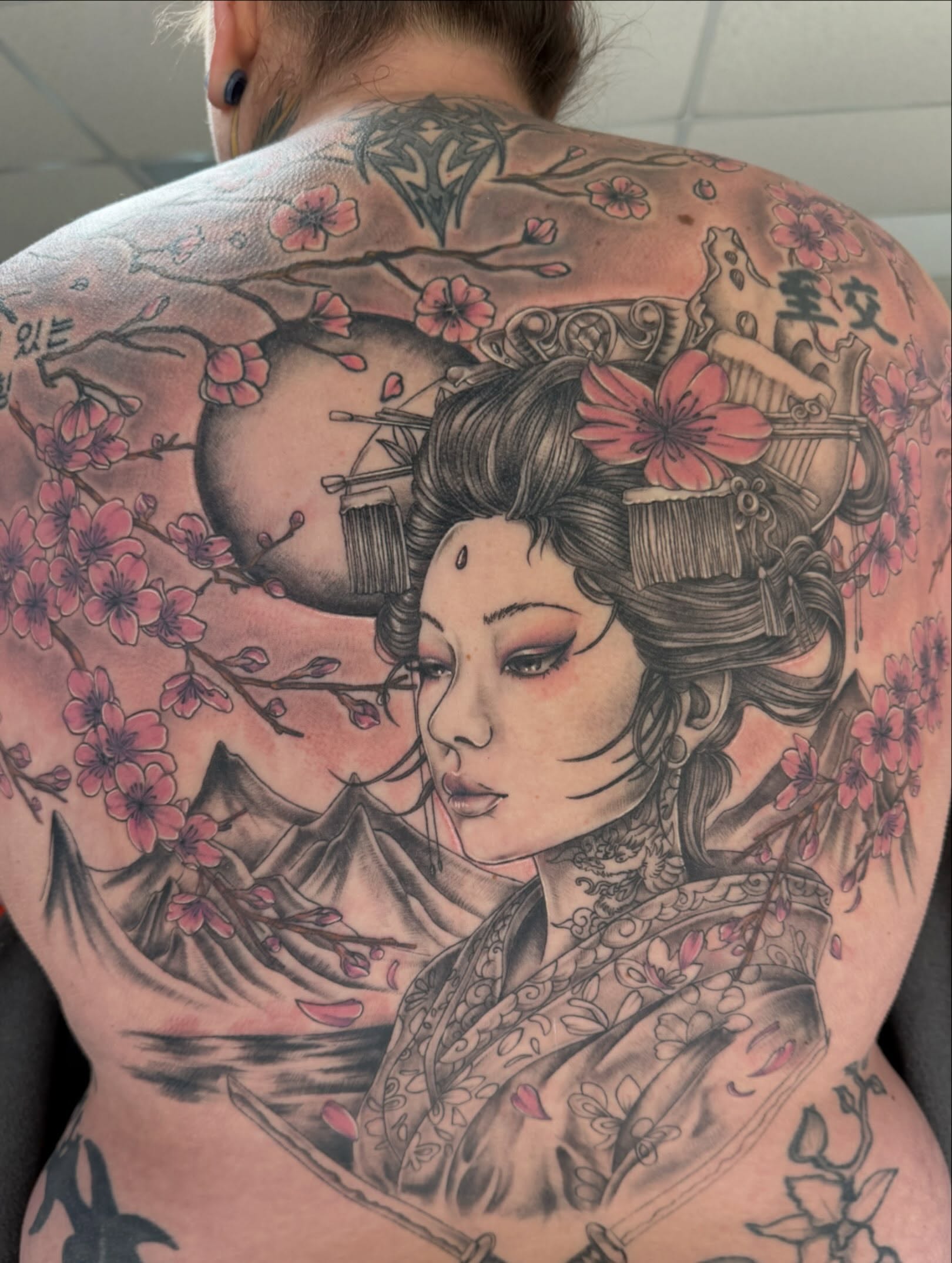 Geisha japanese irezumi tattoo on the back by ✶ teryn ✶, Akron, Ohio