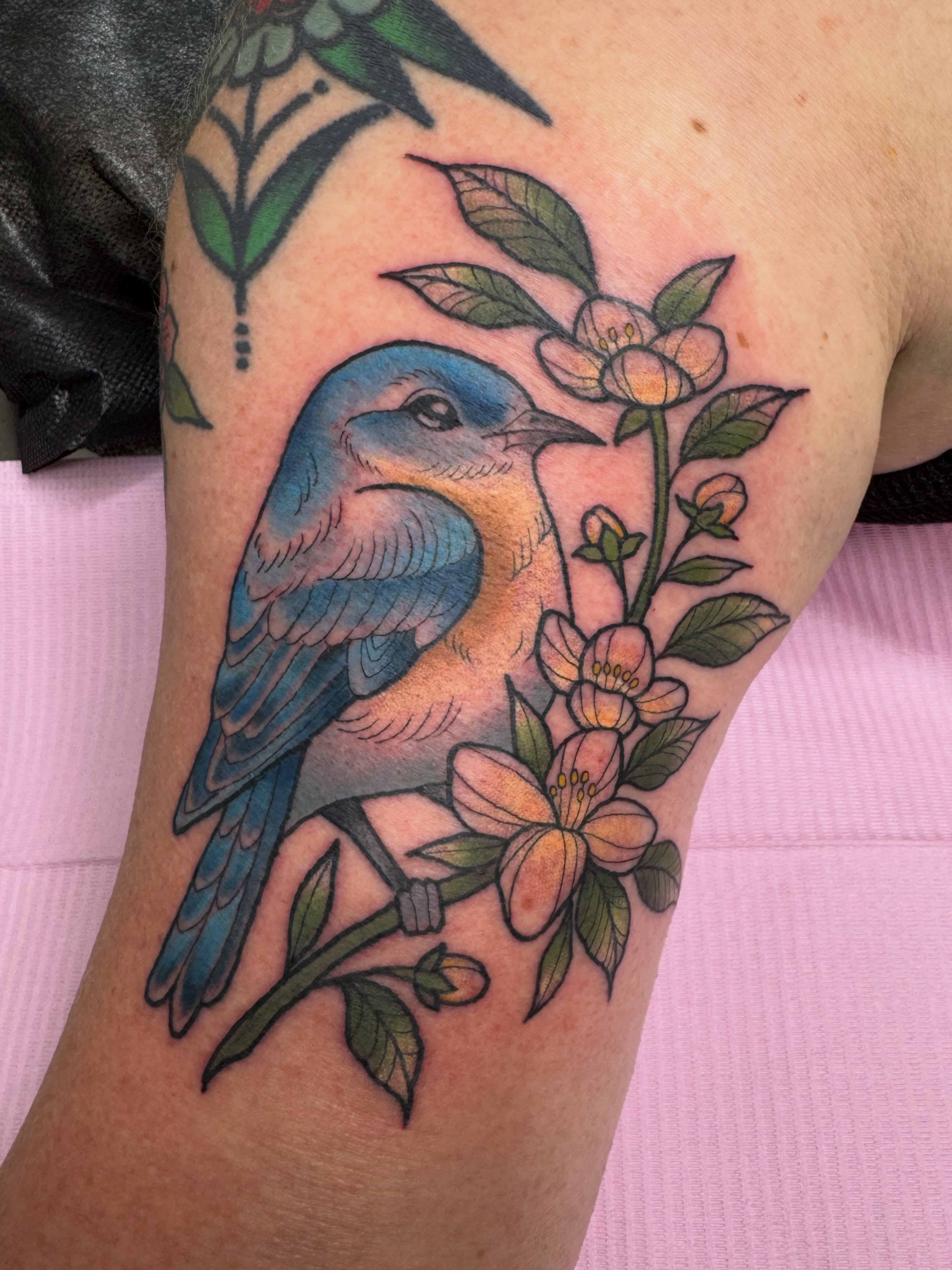 Tattoo by @chloemarietattoo โ american_traditional
