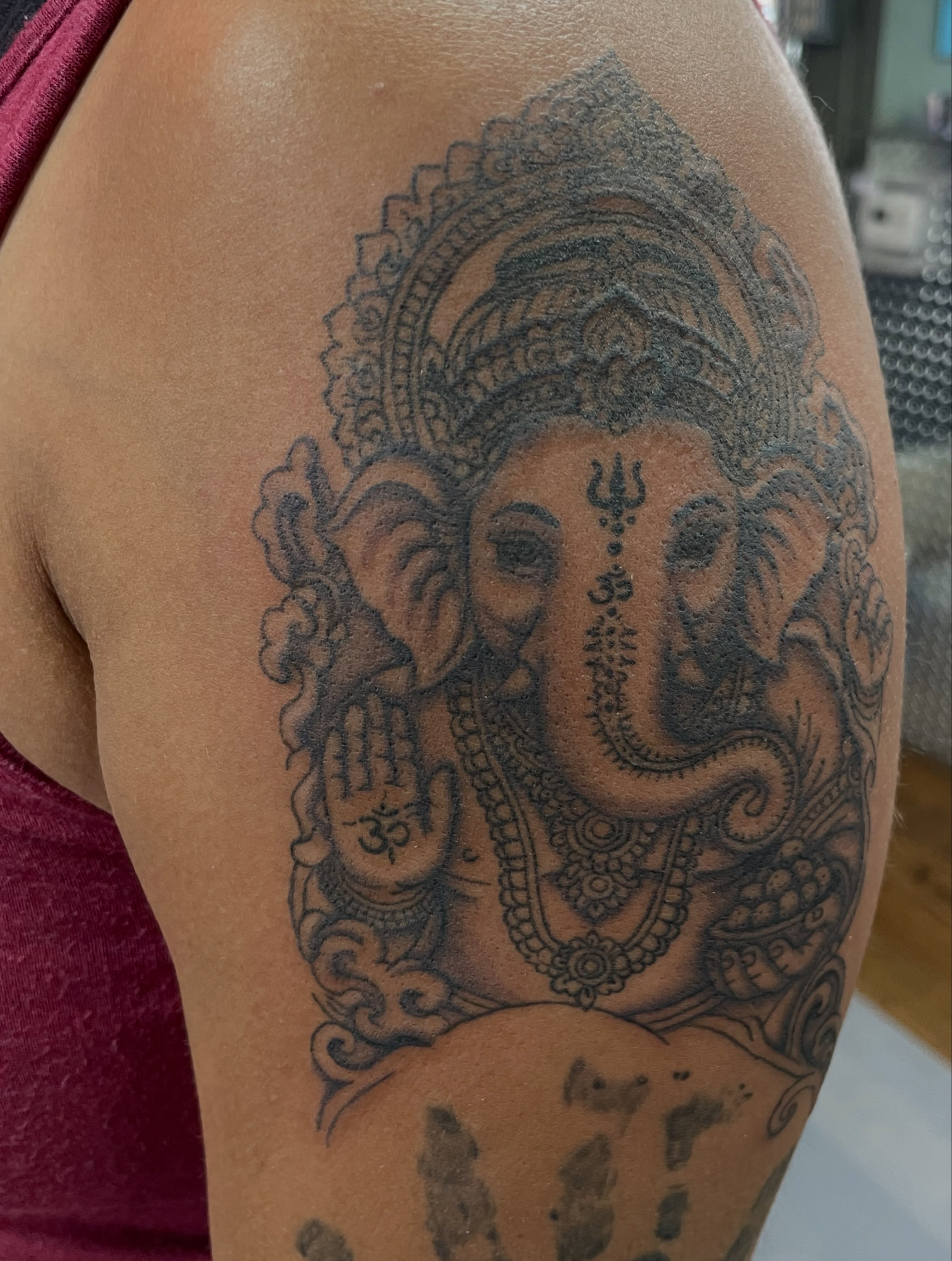 Tattoo by @mosestattoos — black_and_grey