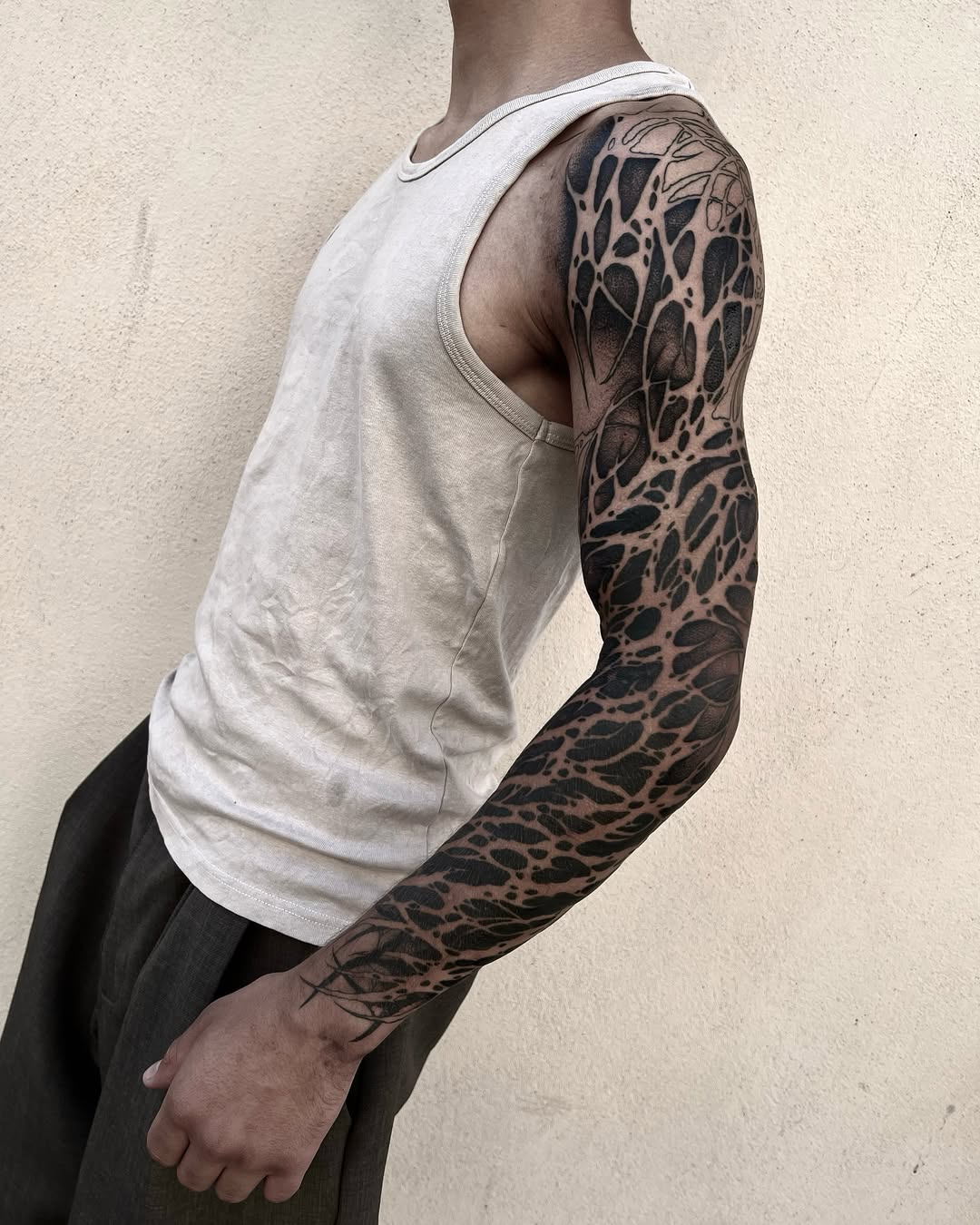 Tattoo by @axelj_ttt — blackwork, geometric