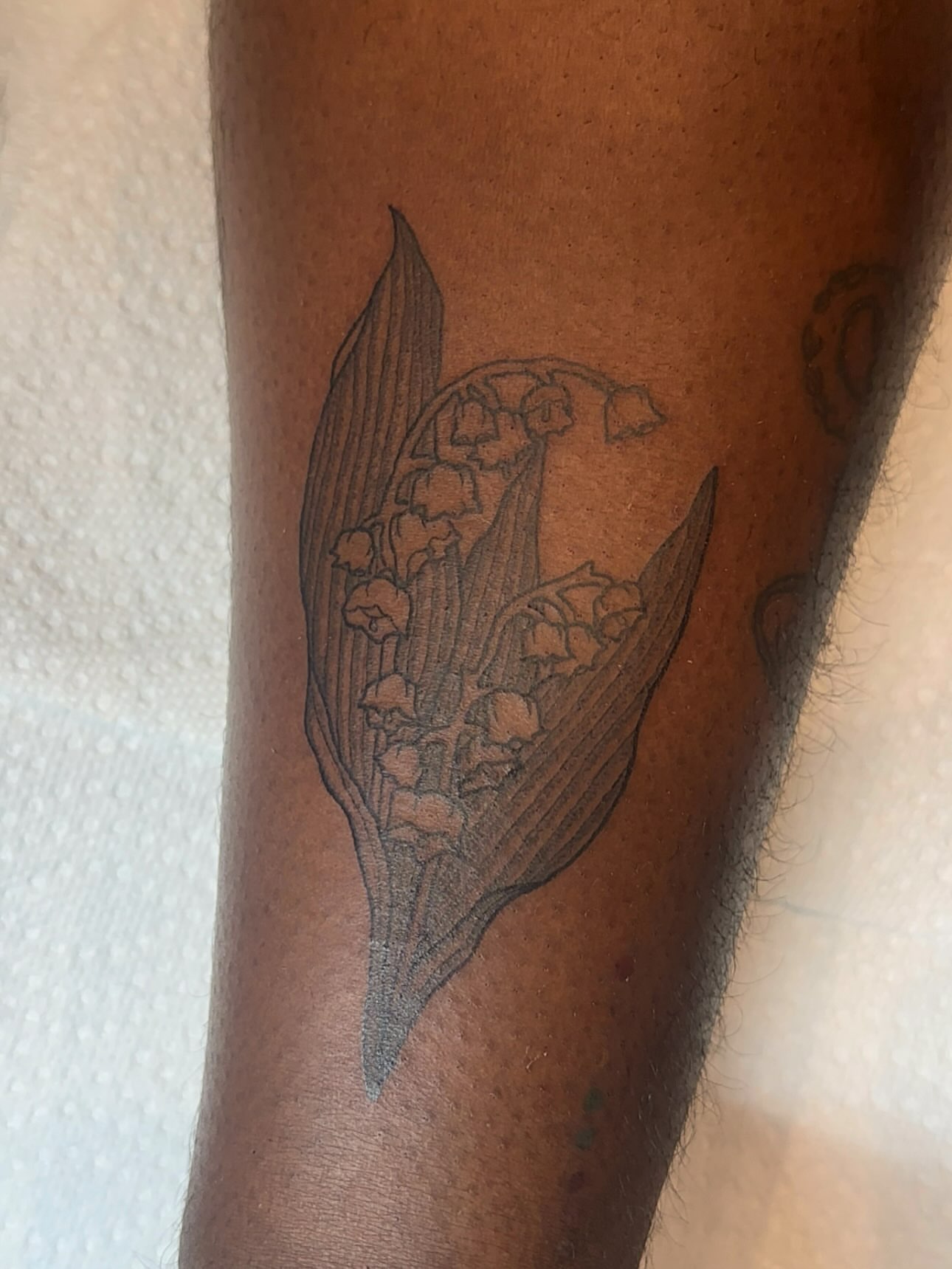 Tattoo by @savannahleetattoos — black_and_grey