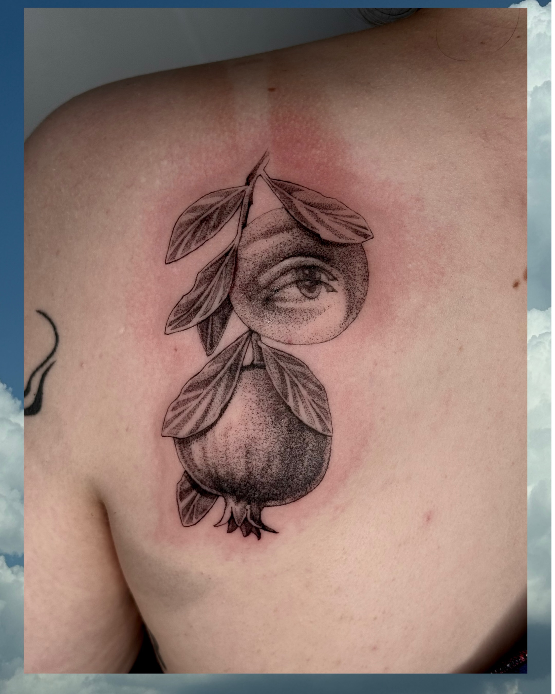Tattoo by @jesskuesperttattoo β dotwork