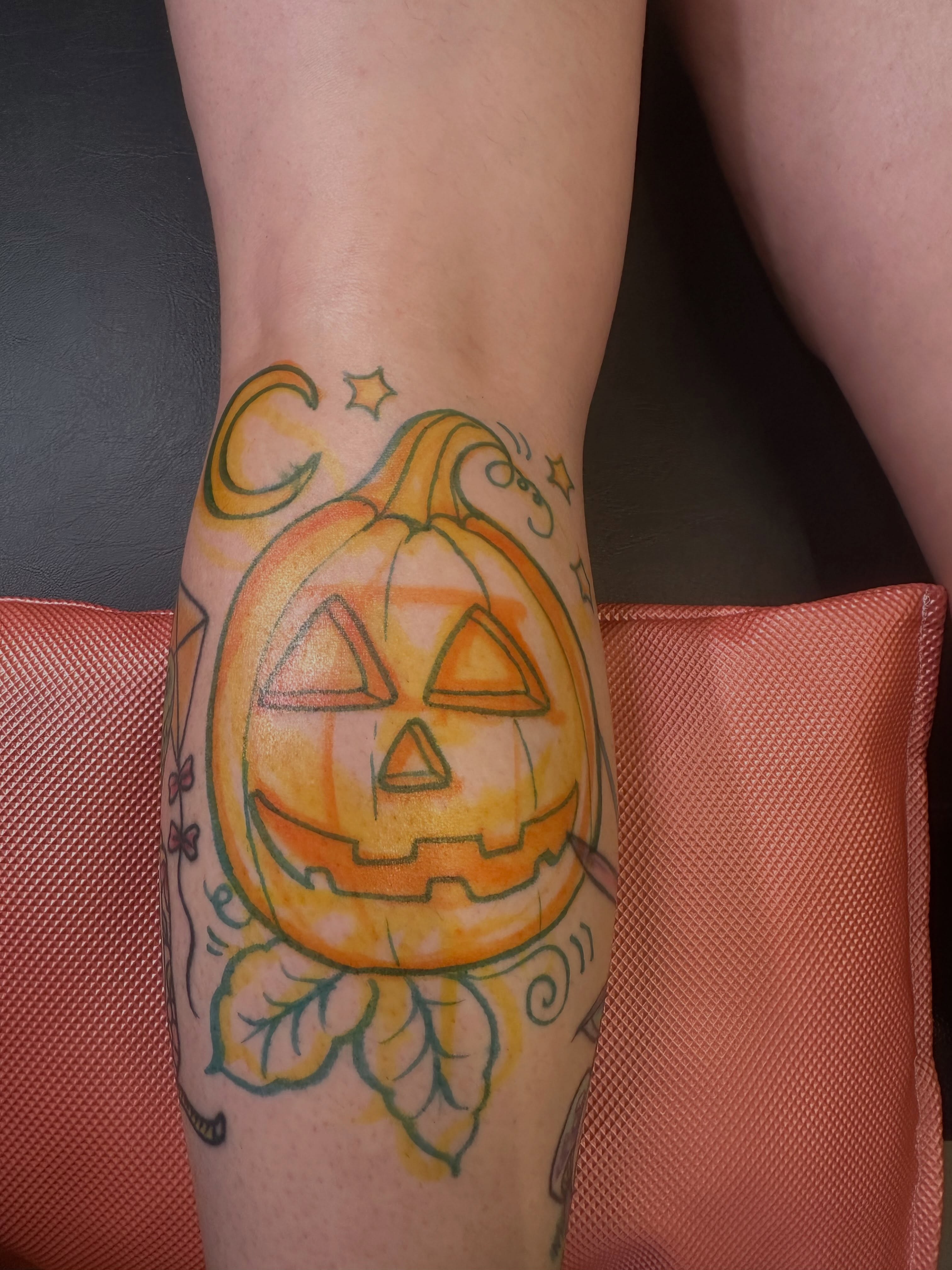 Tattoo by @jackknifetattoo — american_traditional