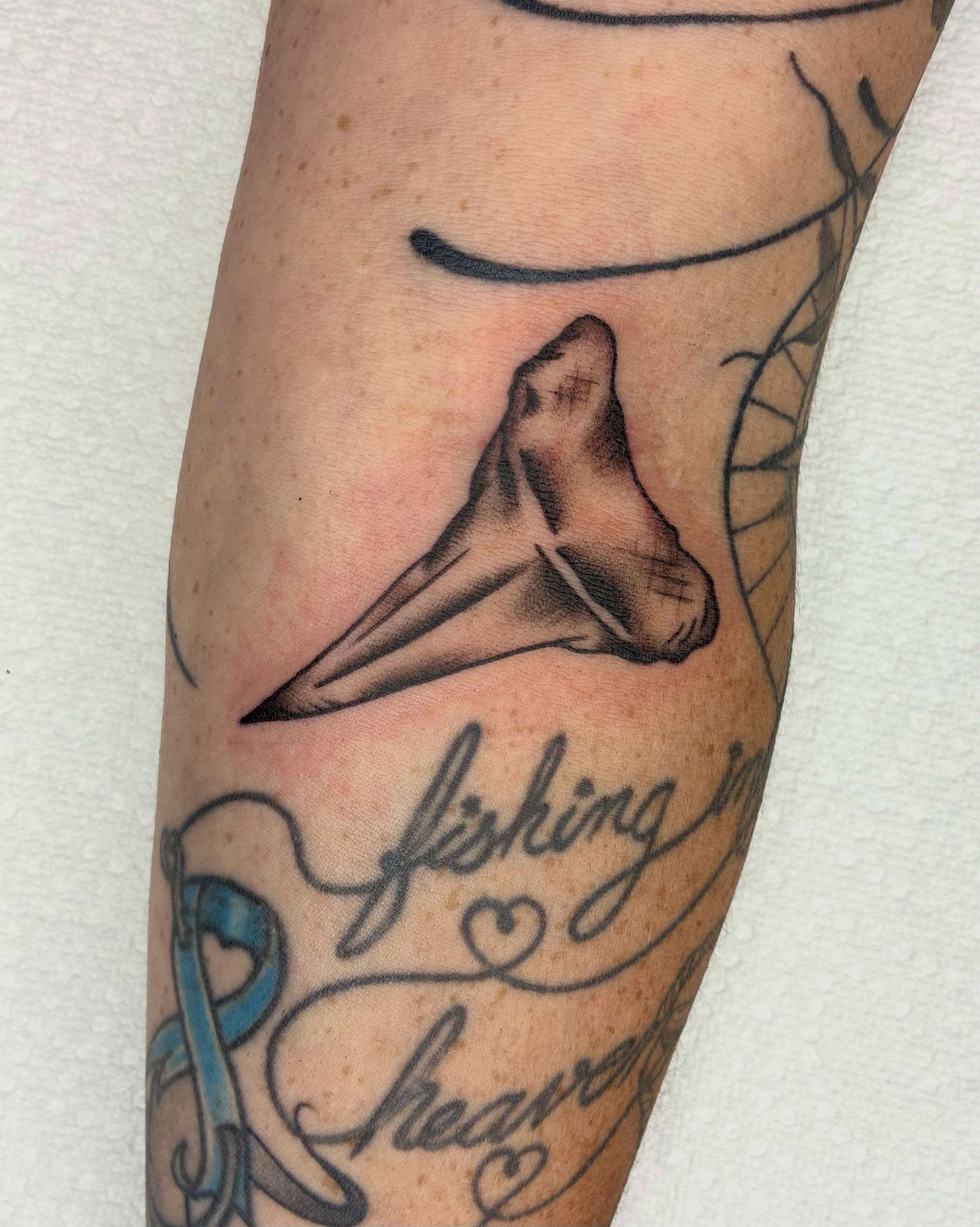Tattoo by @pimaxoxo — black_and_grey