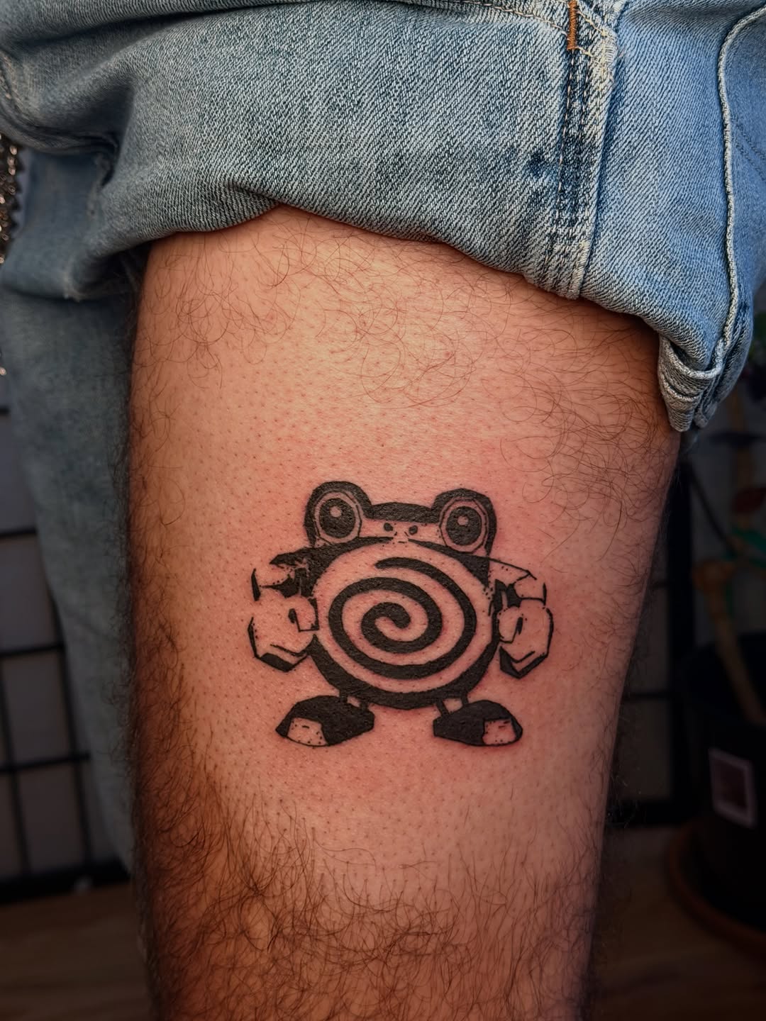 Tattoo by @isthepainok — blackwork