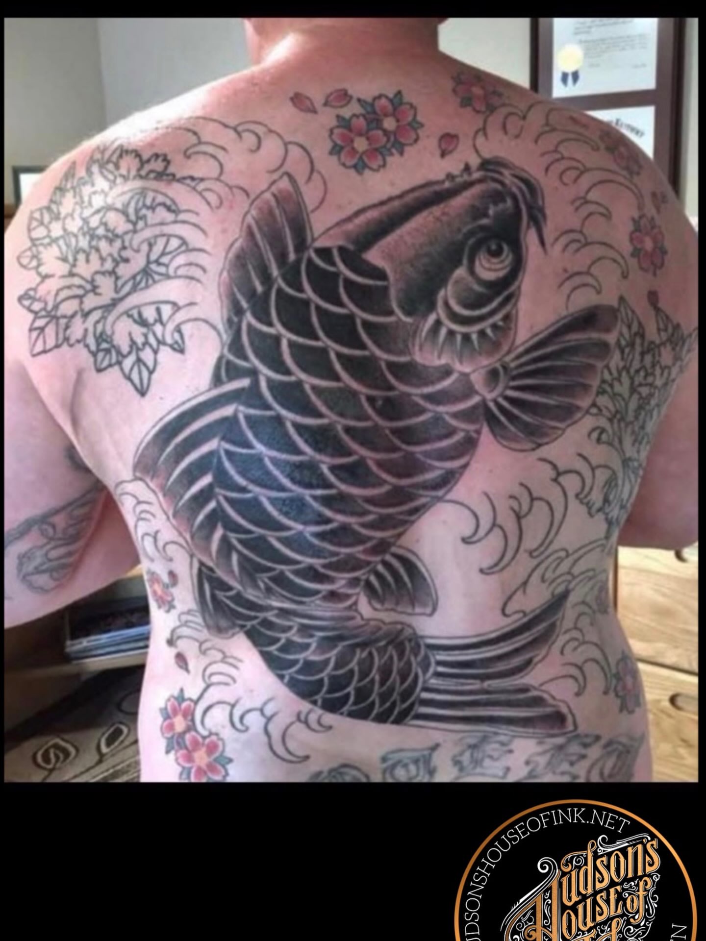 Koi fish japanese irezumi tattoo on the back by @rayscott_tattoo