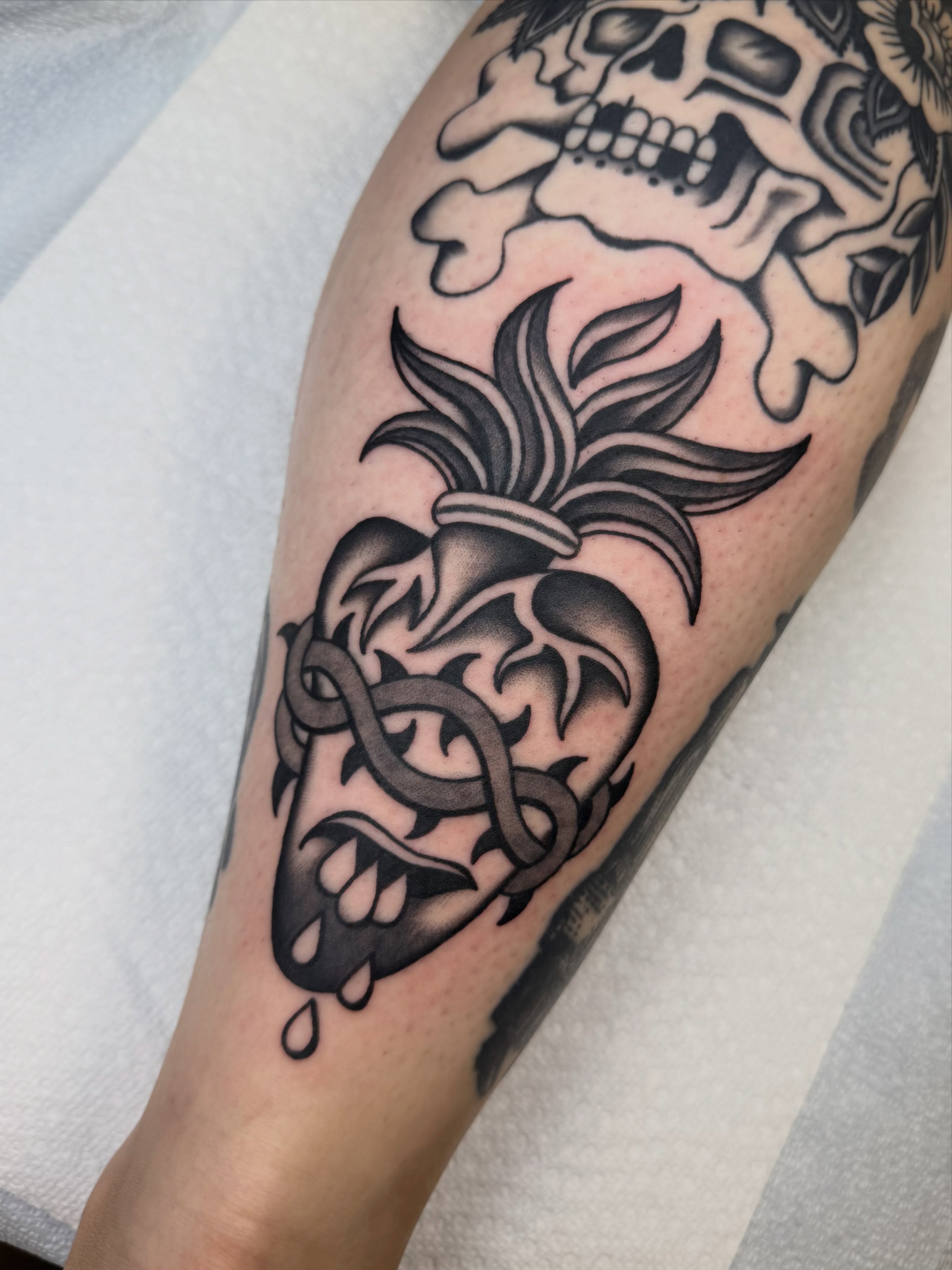 Tattoo by @toniaraye_tattoo — black_and_grey, realism