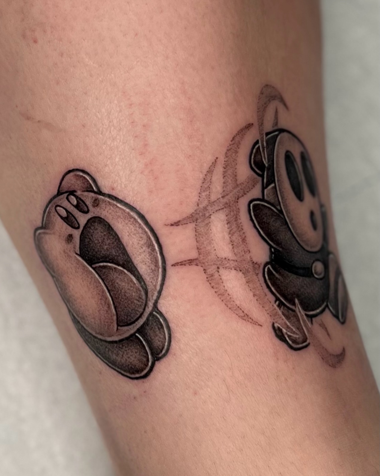 Tattoo by @olympe_ktattoos — black_and_grey