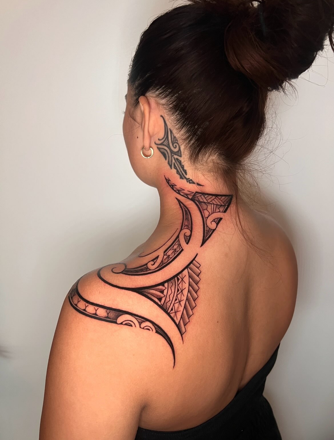 Tribal tribal tattoo on the neck by ππππππ ππππππ - ππππ‘ππ₯ ππ¨π₯π’πππ«π’π¨π¬ π΅π