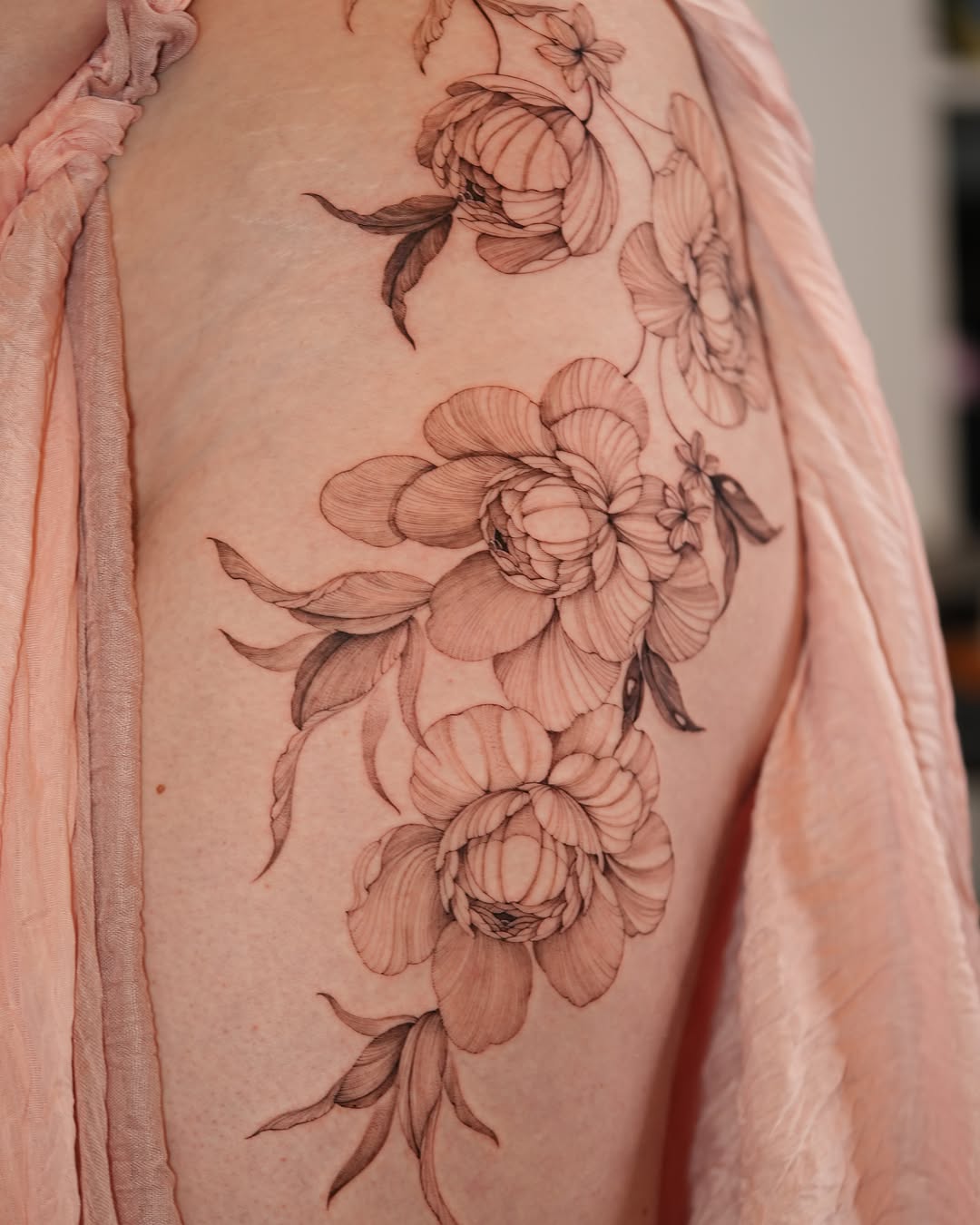 Tattoo by @zali__tattoo — black_and_grey