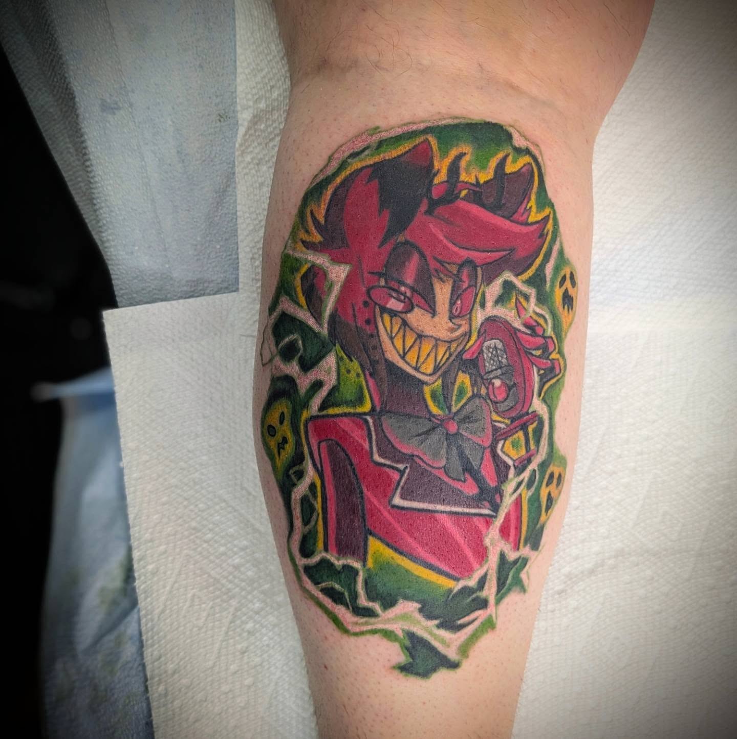 Clown new school tattoo on the forearm by 𝕸𝖆𝖉𝖎 (𝕸𝖆𝖉 𝕯𝖔𝖌)