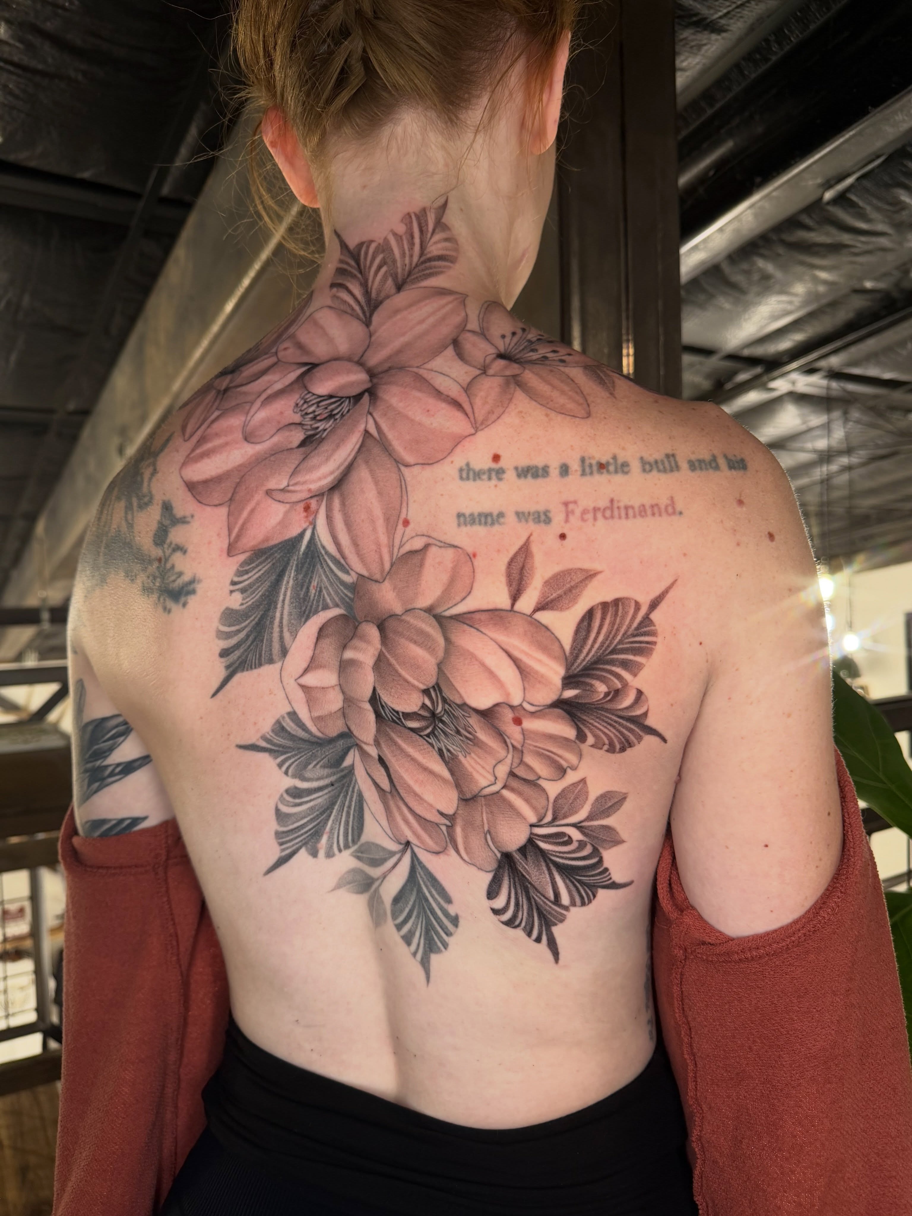 Flowers realism tattoo on the back by πππππ βππ£π£ππ€ππ , Tucson, Arizona