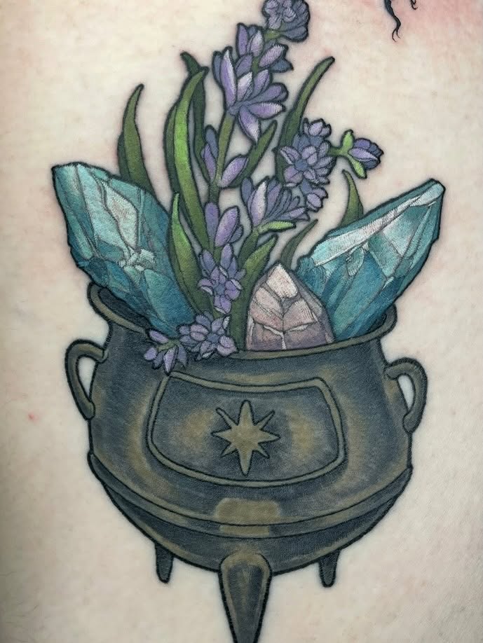 Tattoo by @pare_elyse — new_school, illustrative