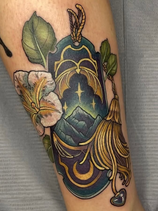 Tattoo by @pare_elyse — new_school, illustrative