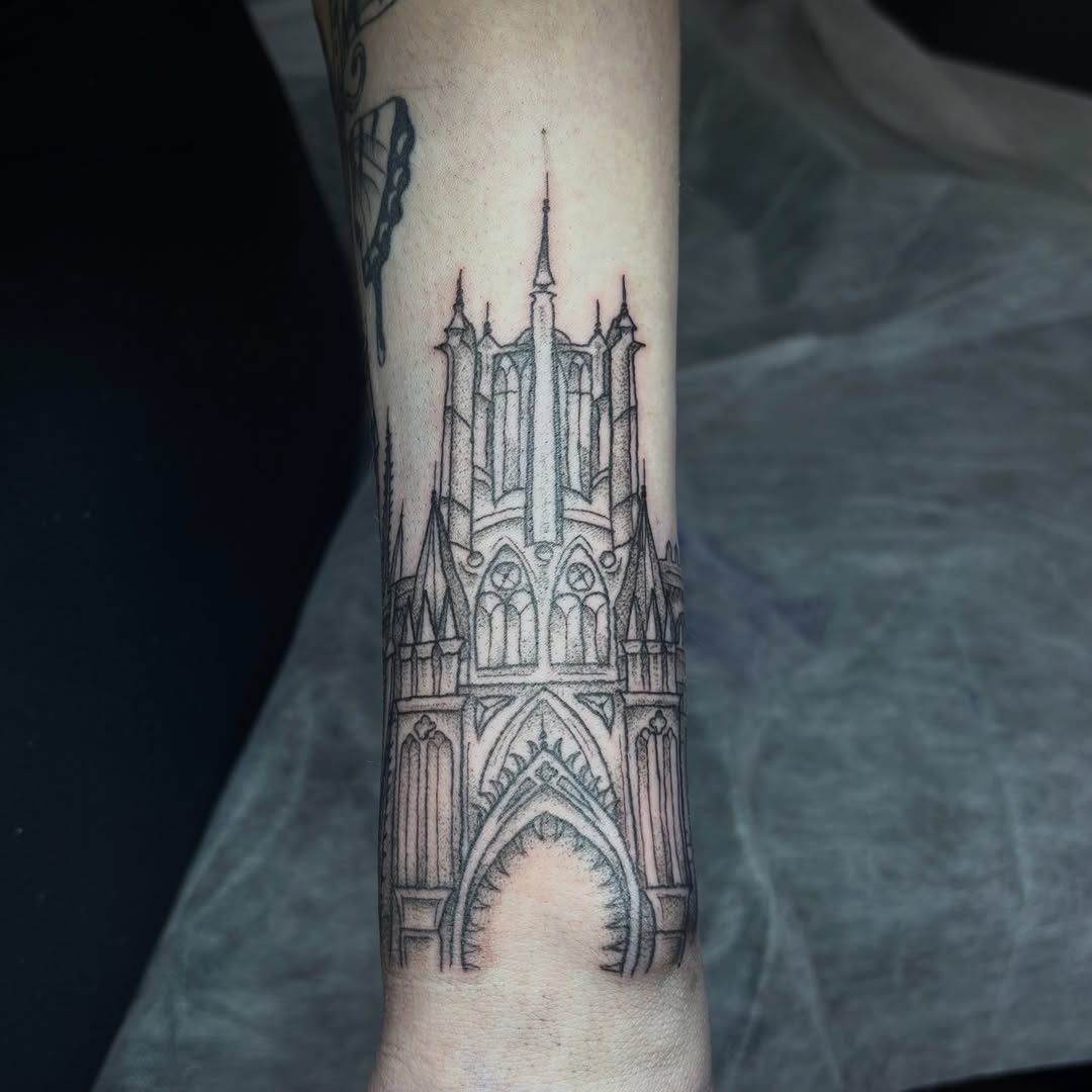 Tattoo by @tattoosbysamira β black_and_grey