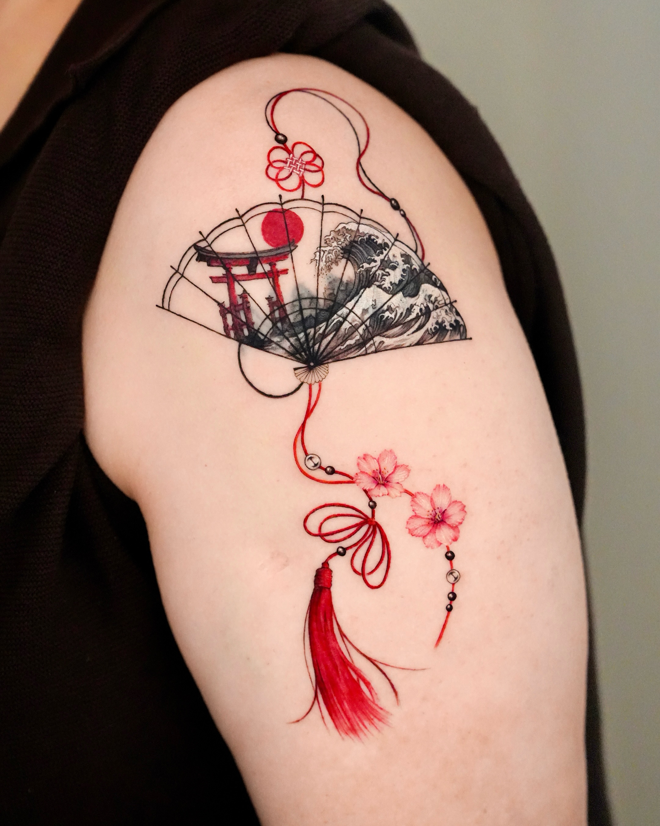 Tattoo by @tattooist_yun — japanese_irezumi, dotwork