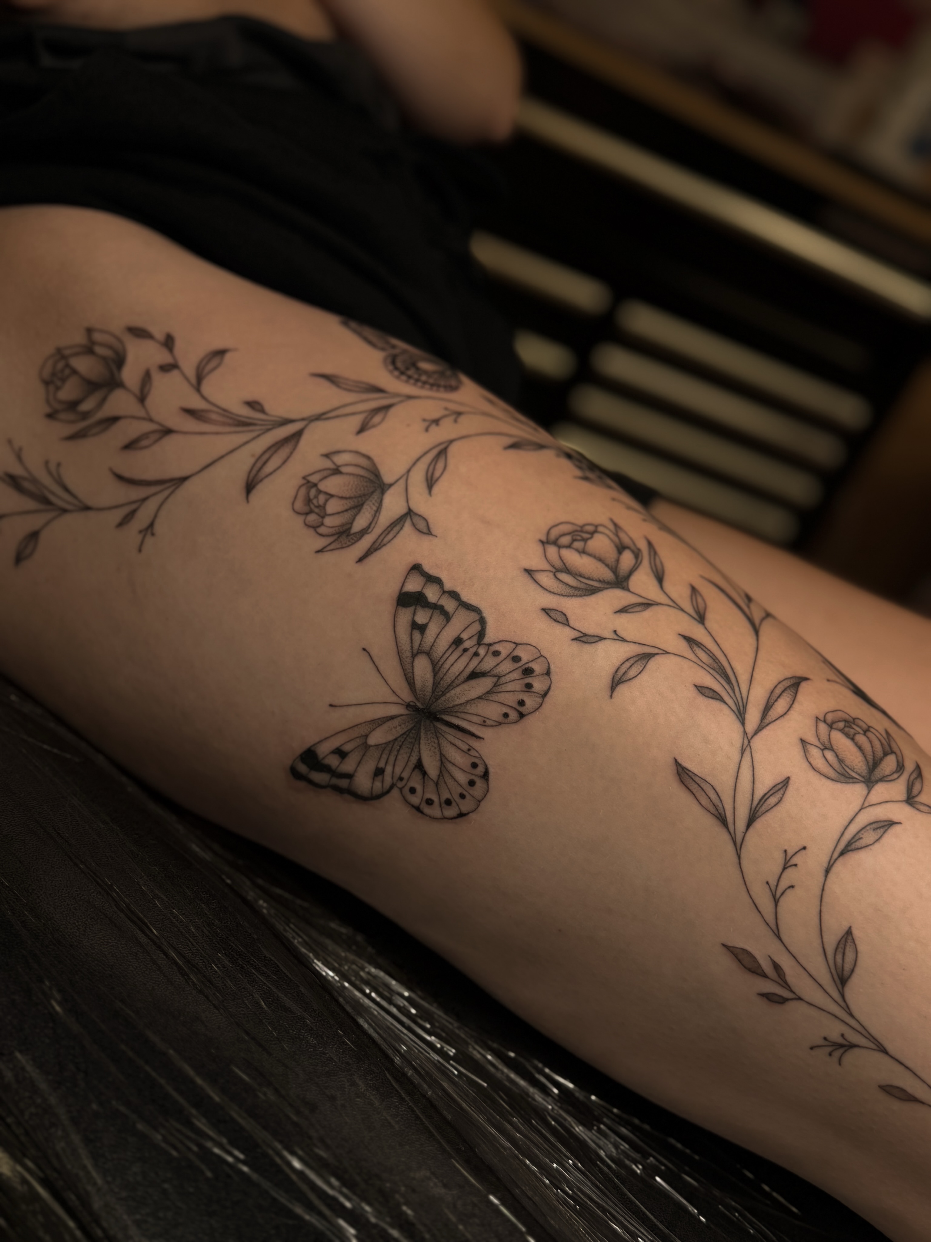 Tattoo by @wildcoyoteco — black_and_grey