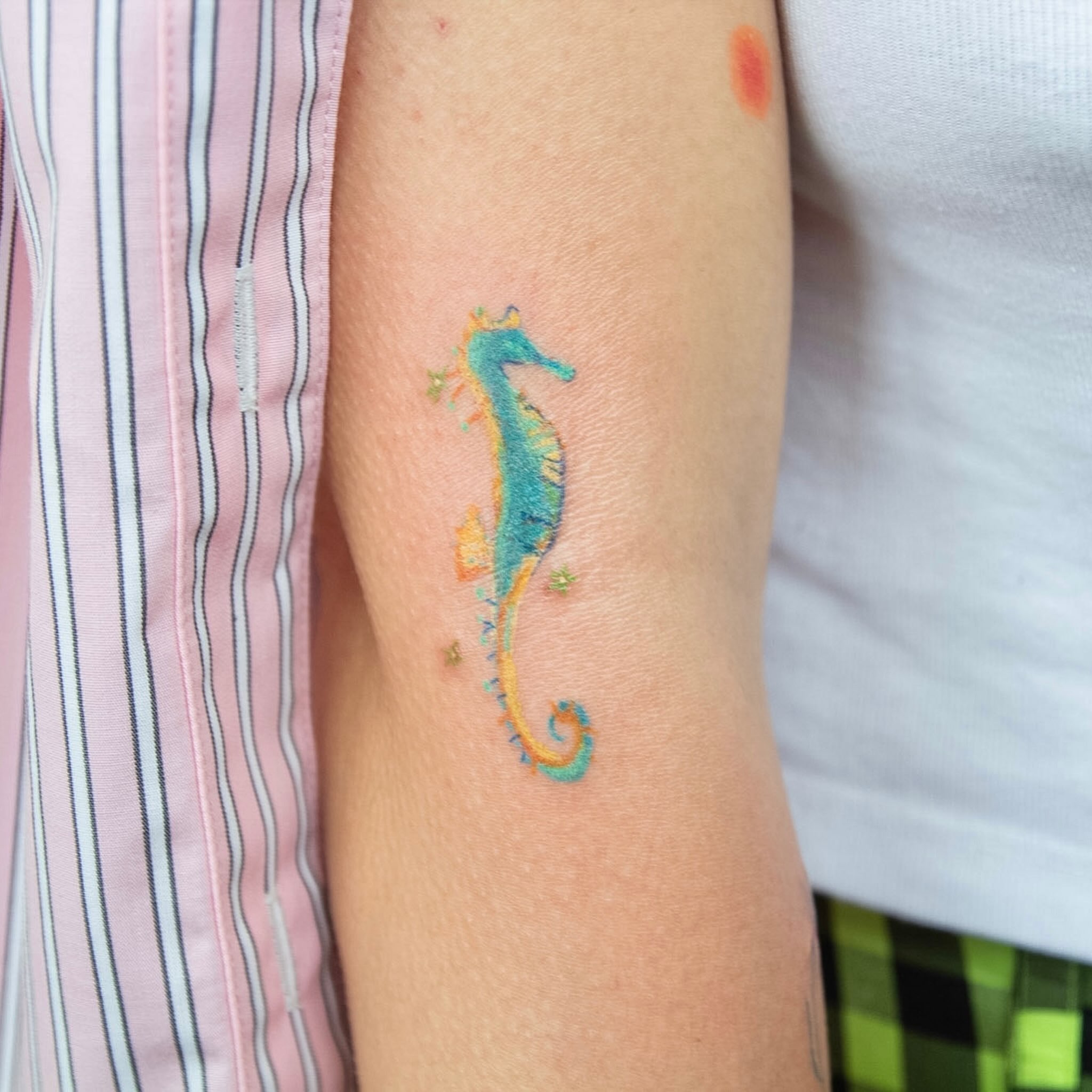 Tattoo by @mopxistudio — watercolor