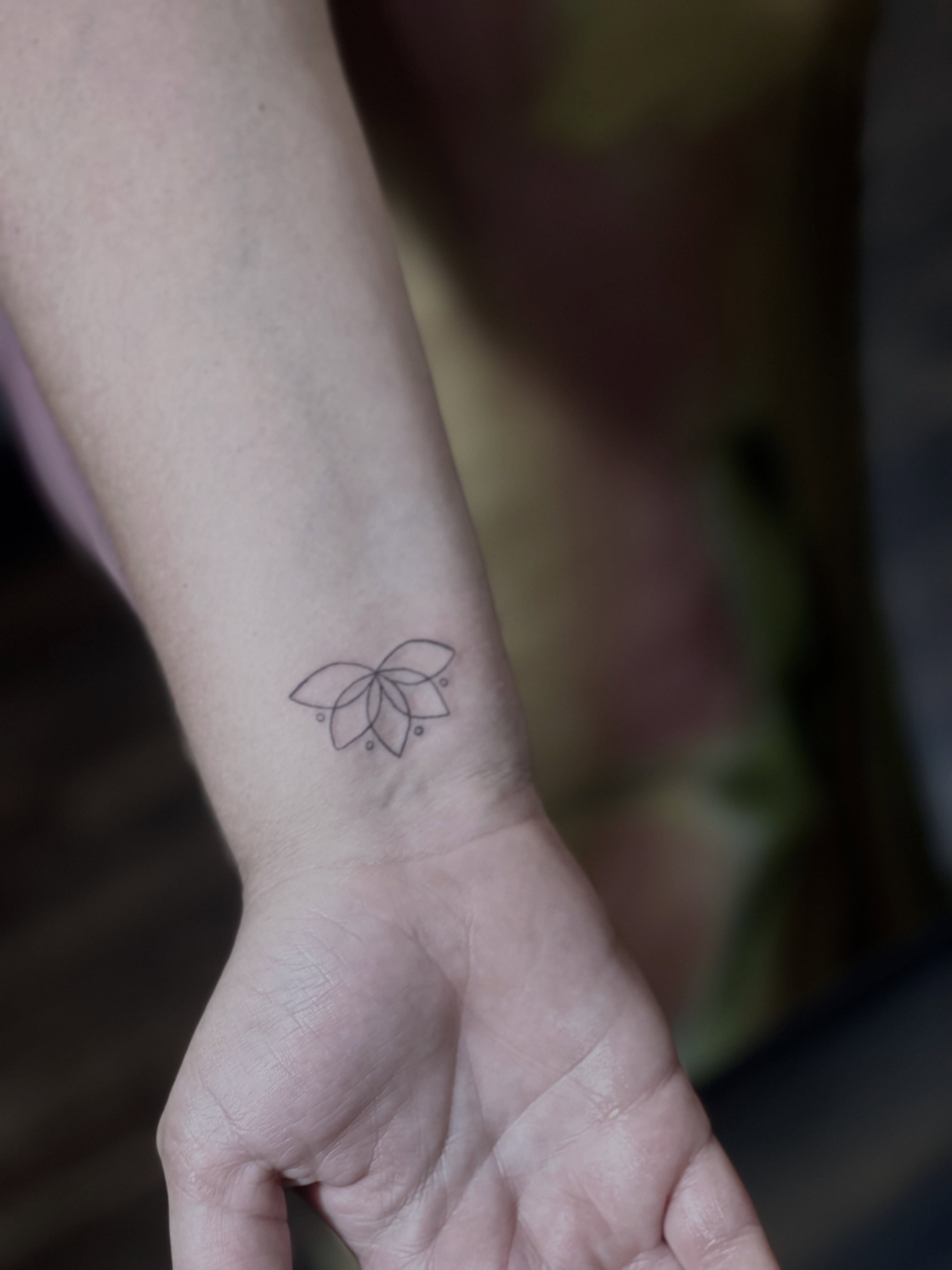 Tattoo by @peejiktattoo — geometric