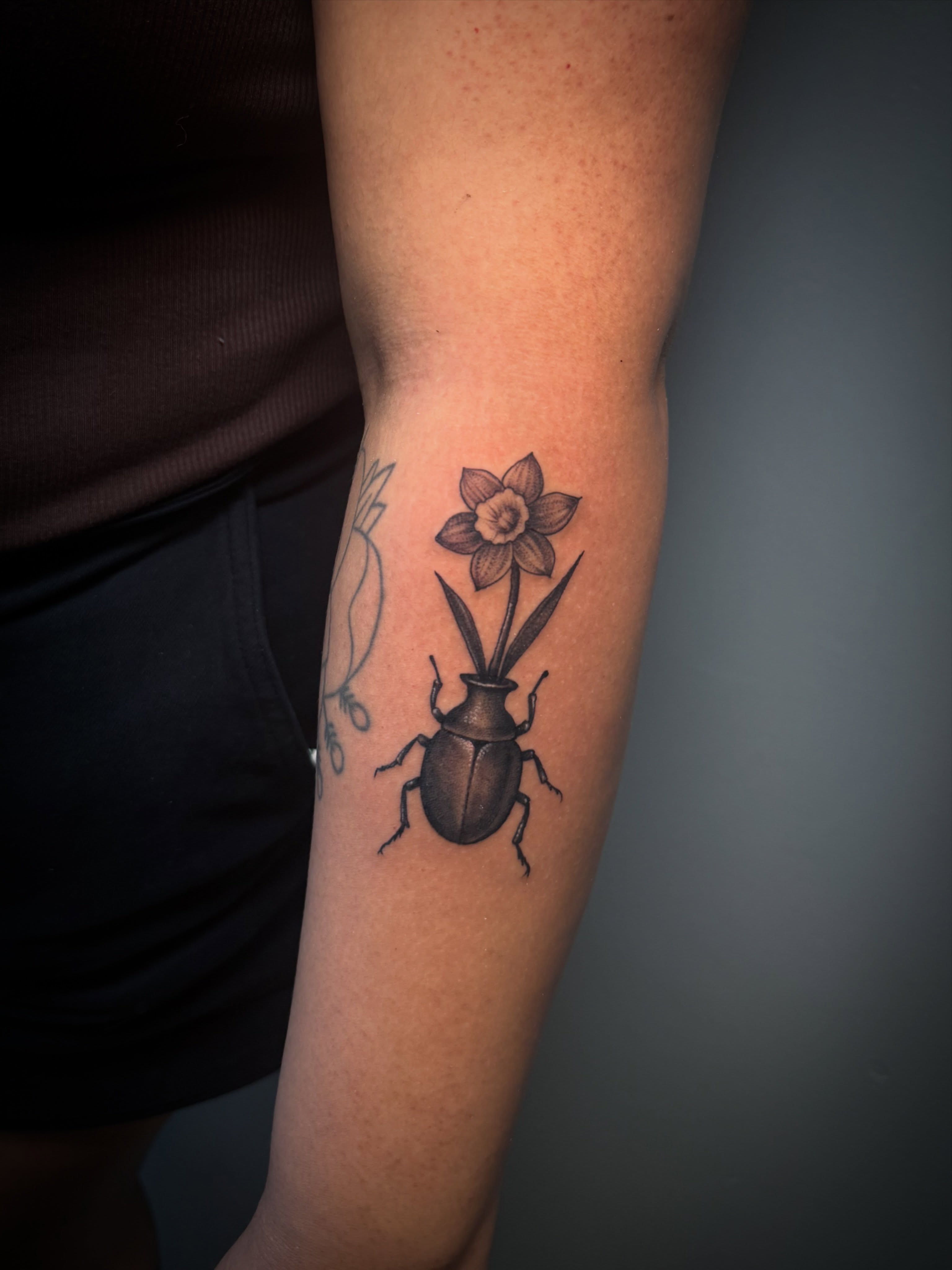 Tattoo by @alexusregina_ β black_and_grey