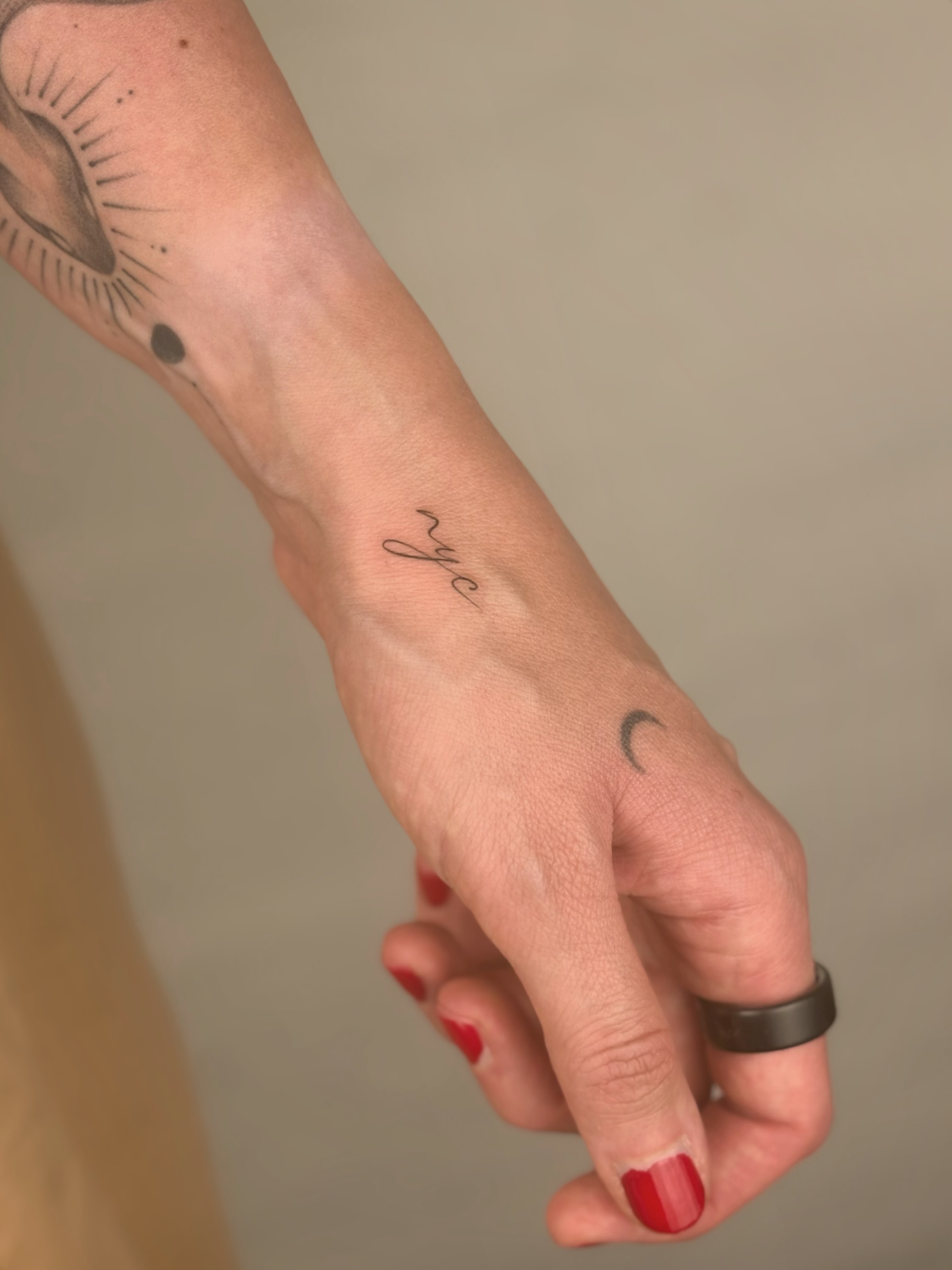 Tattoo by @tattoovasquez — fine_line