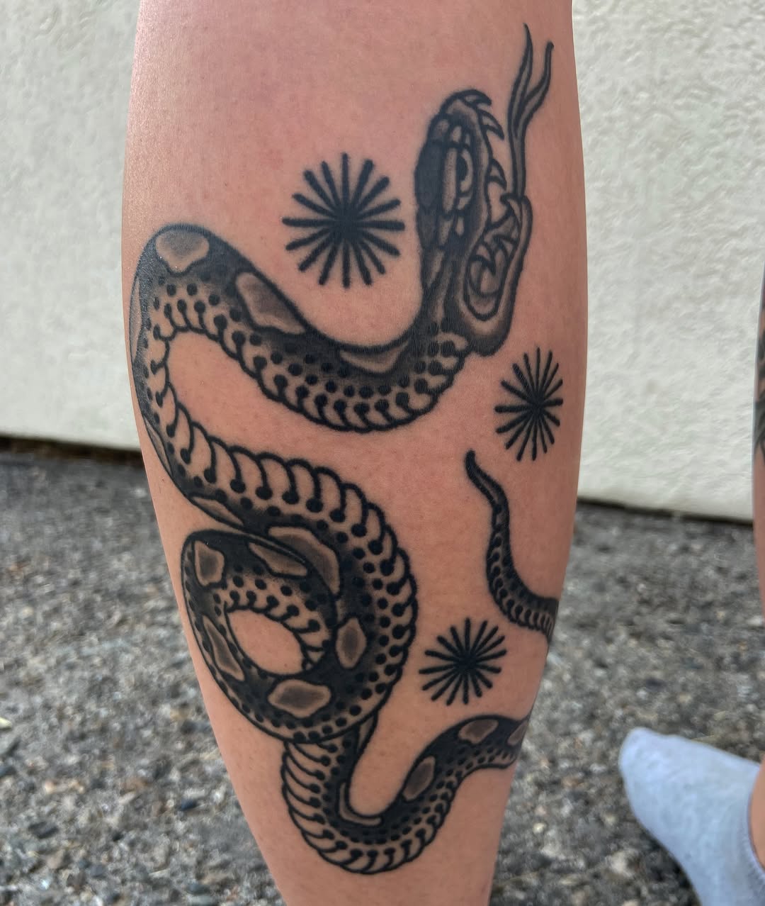 Tattoo by @vinnietatts — black_and_grey