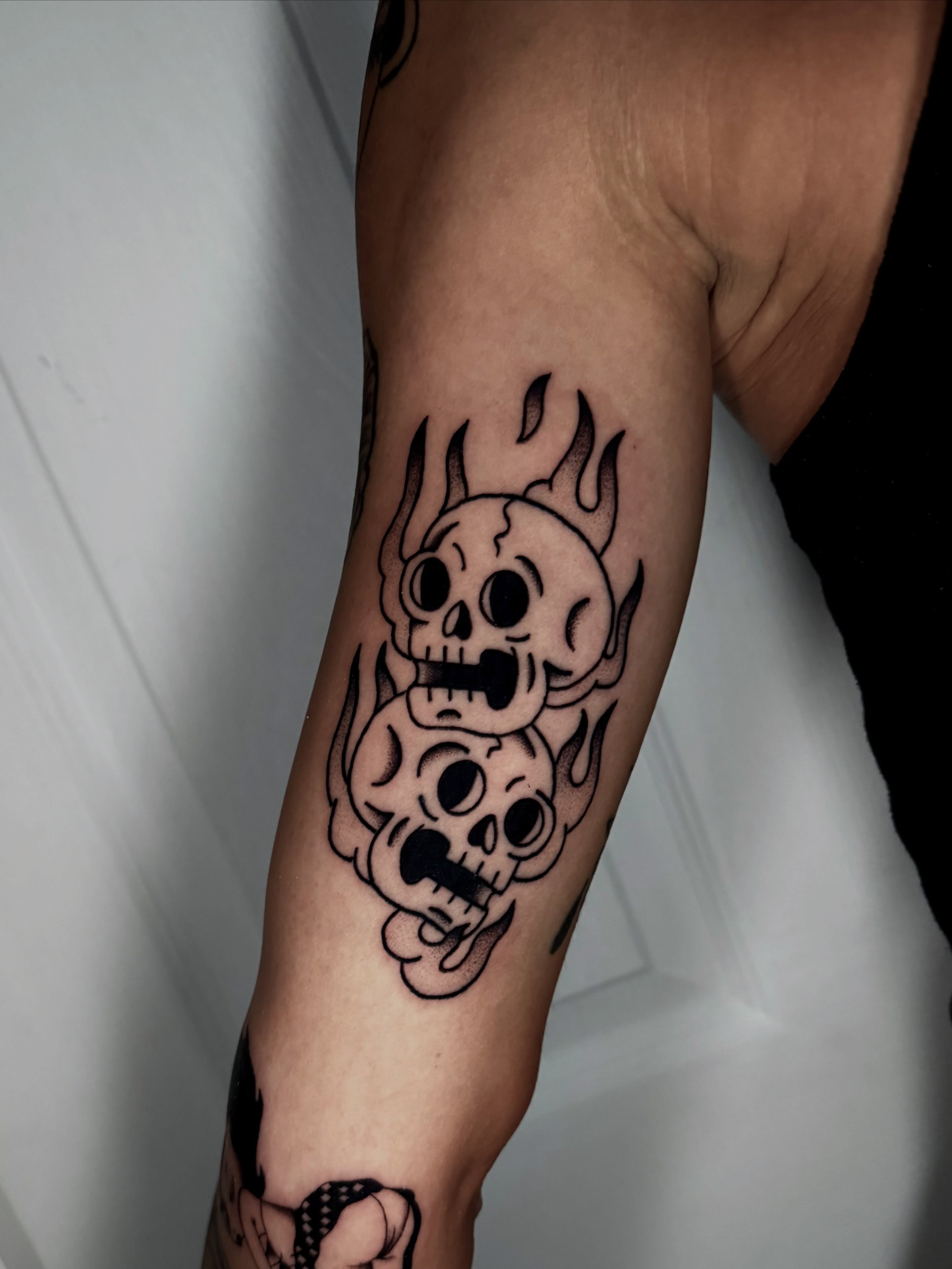 Tattoo by @nia.c__tattoo — american_traditional, black_and_grey