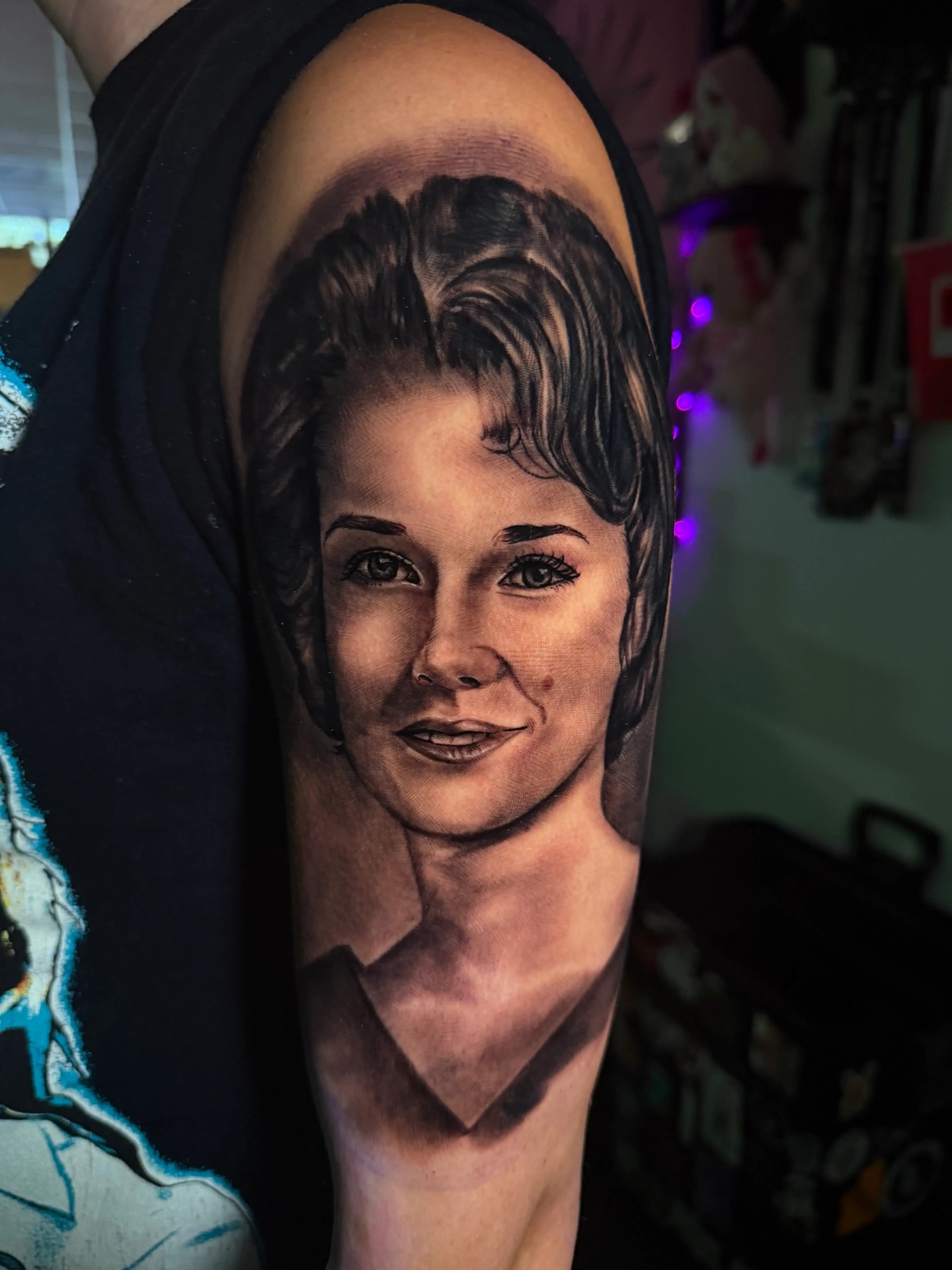 Tattoo by @tatutrust — realism