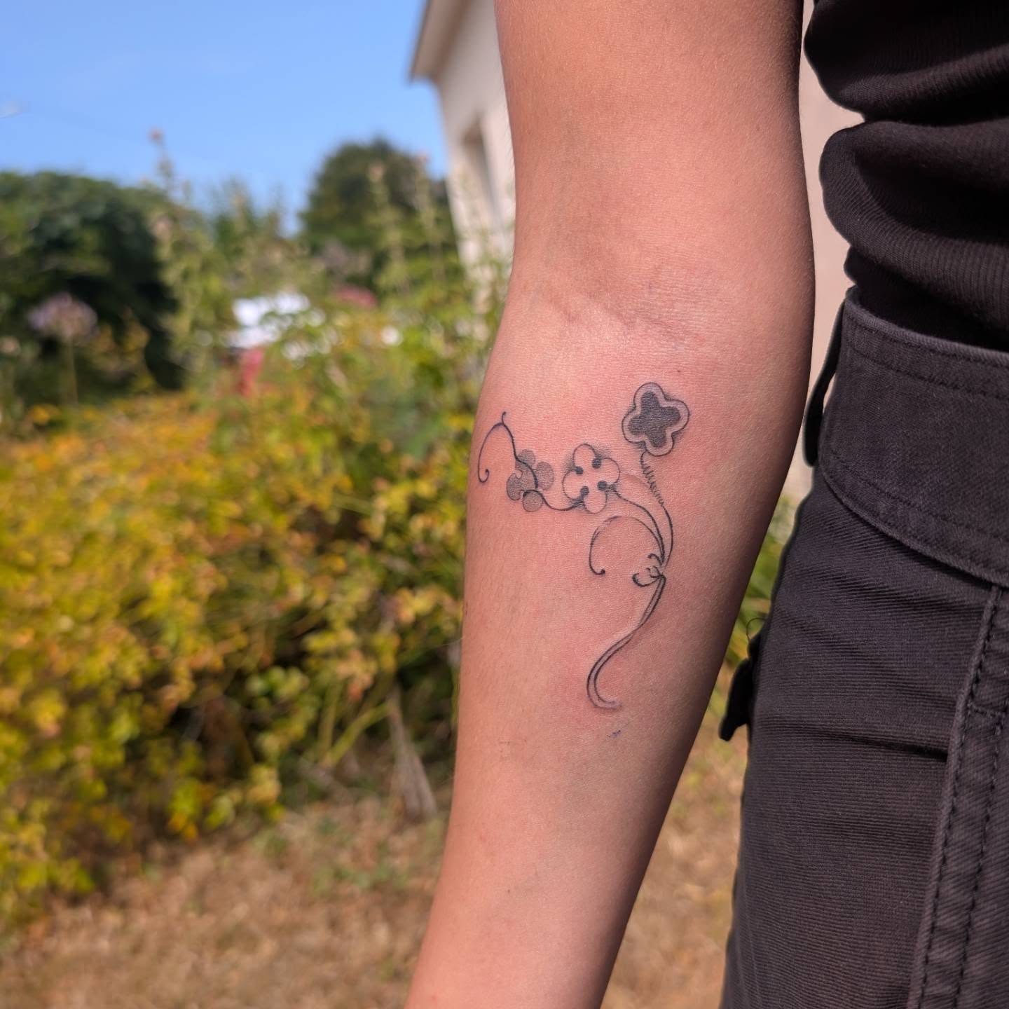 Tattoo by @ntash_ttt — black_and_grey