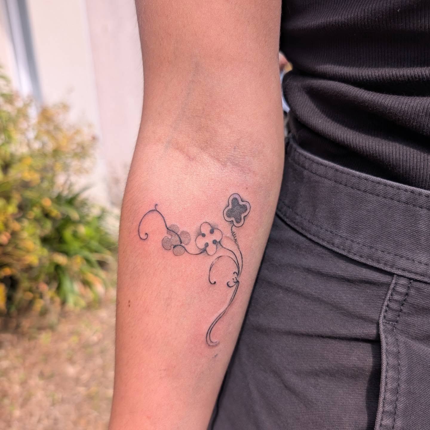 Tattoo by @ntash_ttt — black_and_grey