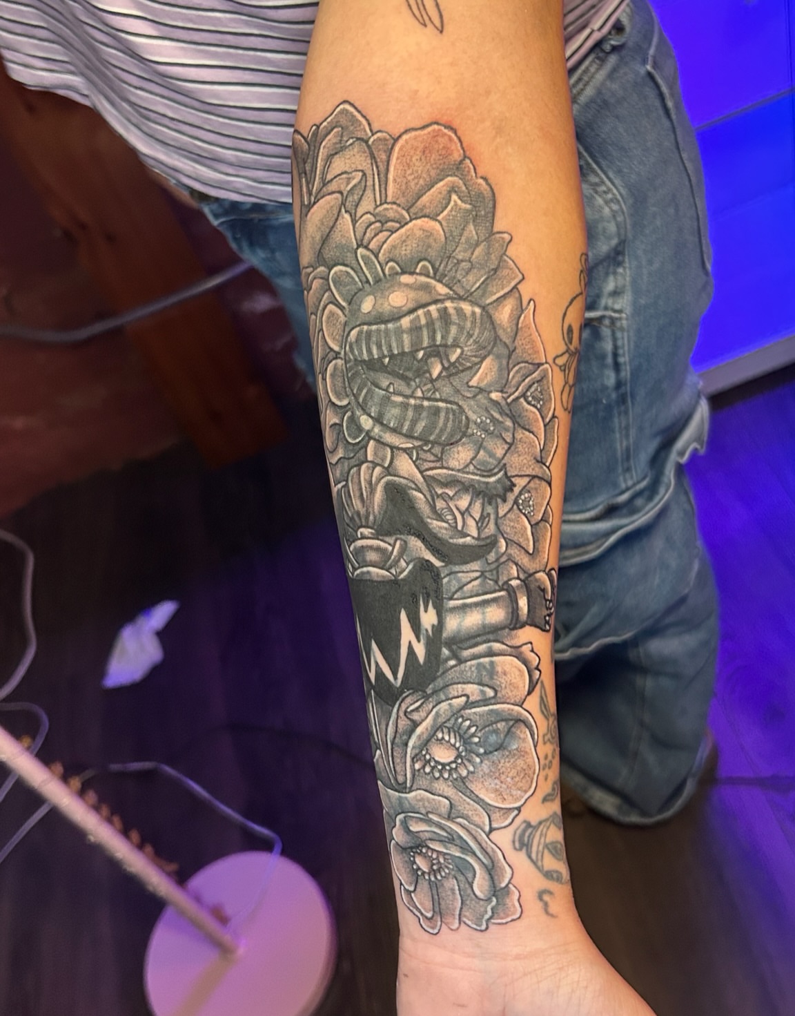 Tattoo by @alifaetattoos β black_and_grey