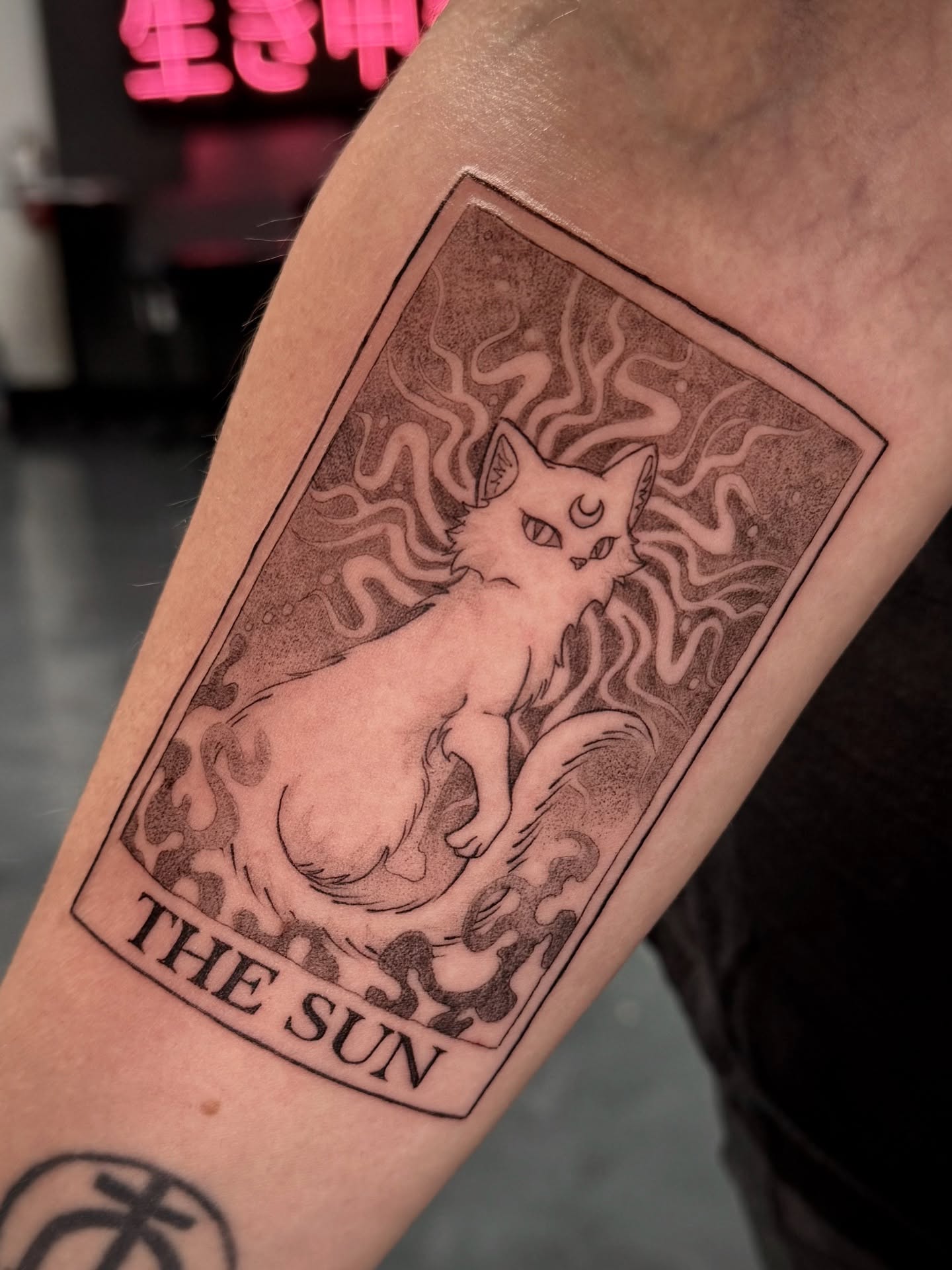 Tattoo by @keybluetattoo — black_and_grey
