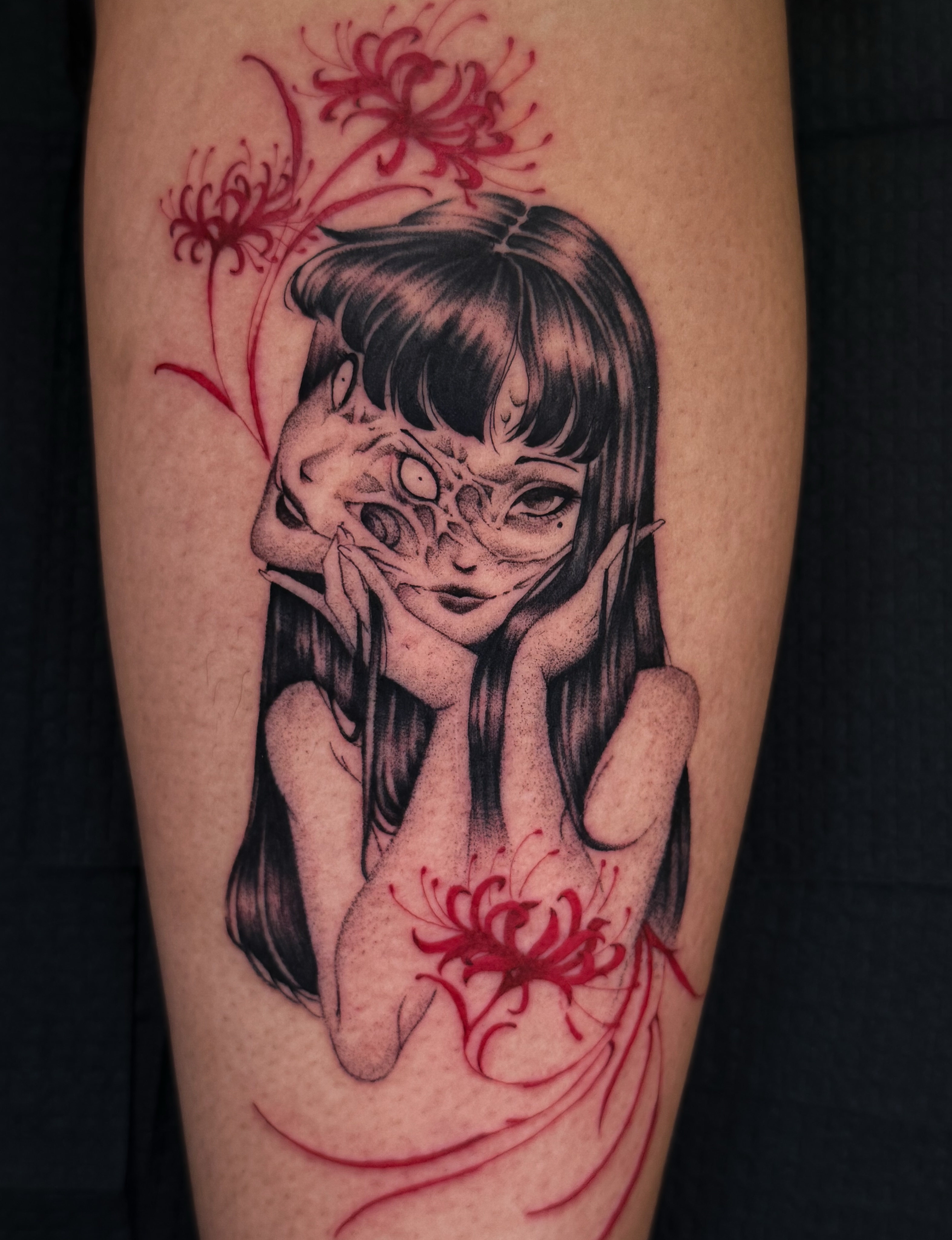 Girl with skull dark realism tattoo on the forearm by 𝕮𝖞𝖇𝖊𝖗𝕾𝖎𝖌𝖎𝖑𝖎𝖘𝖒