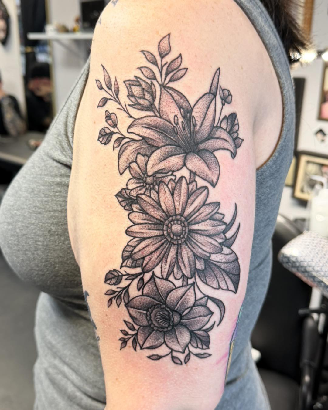 Tattoo by @glasscitytattoo — dotwork