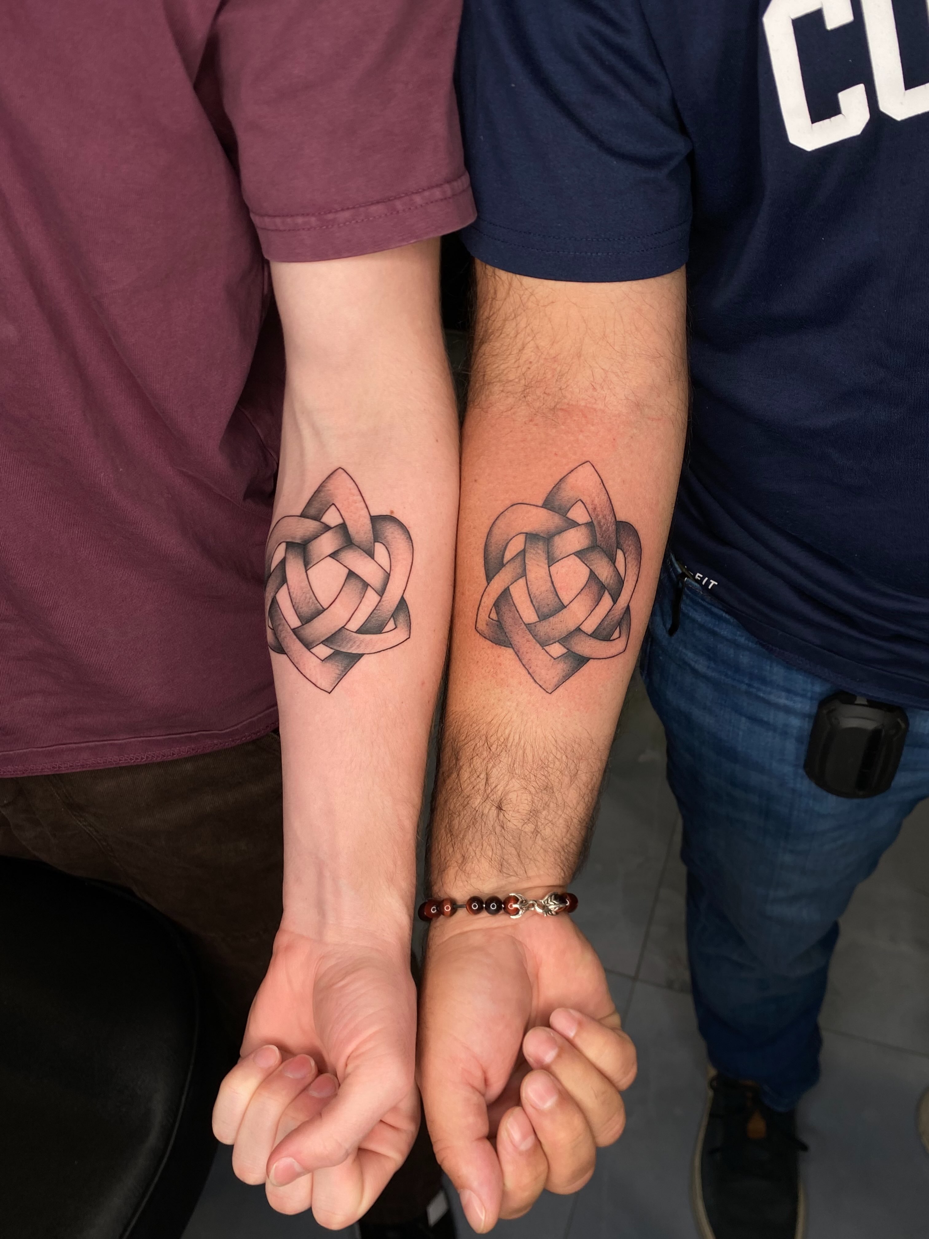 Knot geometric tattoo on the forearm by Exis LHinc, Miami, Florida