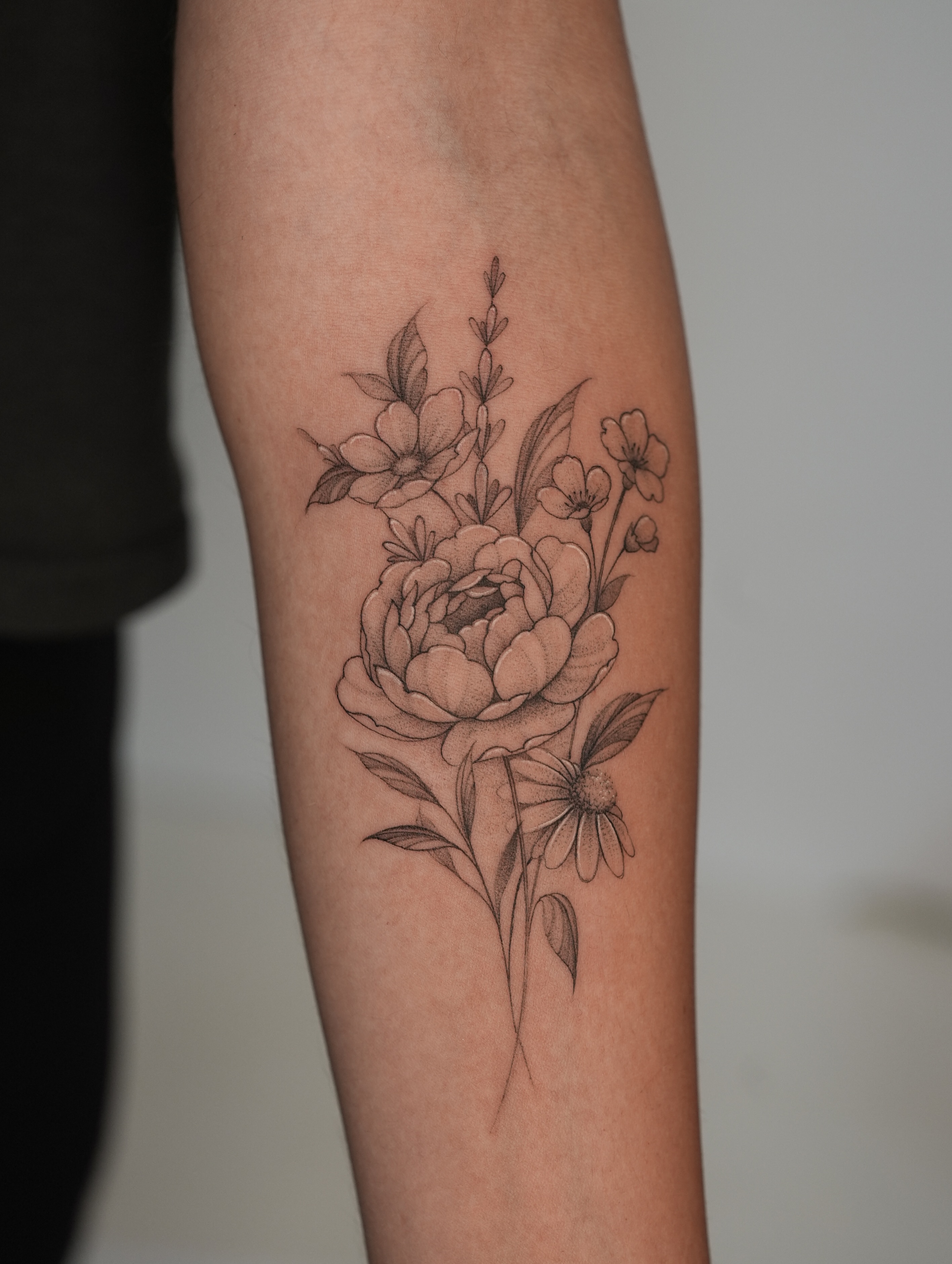 Tattoo by @xiu.tattoos — black_and_grey, realism