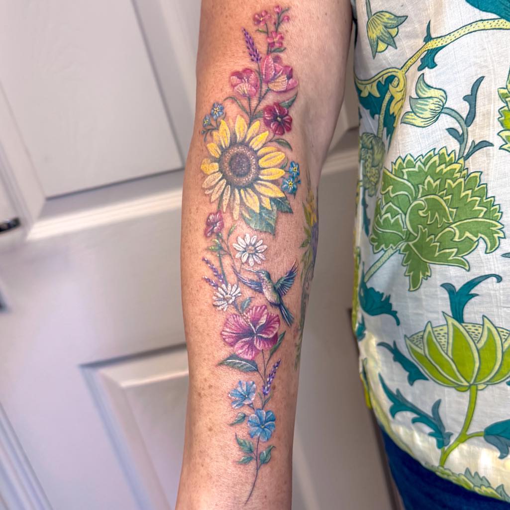 Tattoo by @beccasuetattoo — new_school, realism