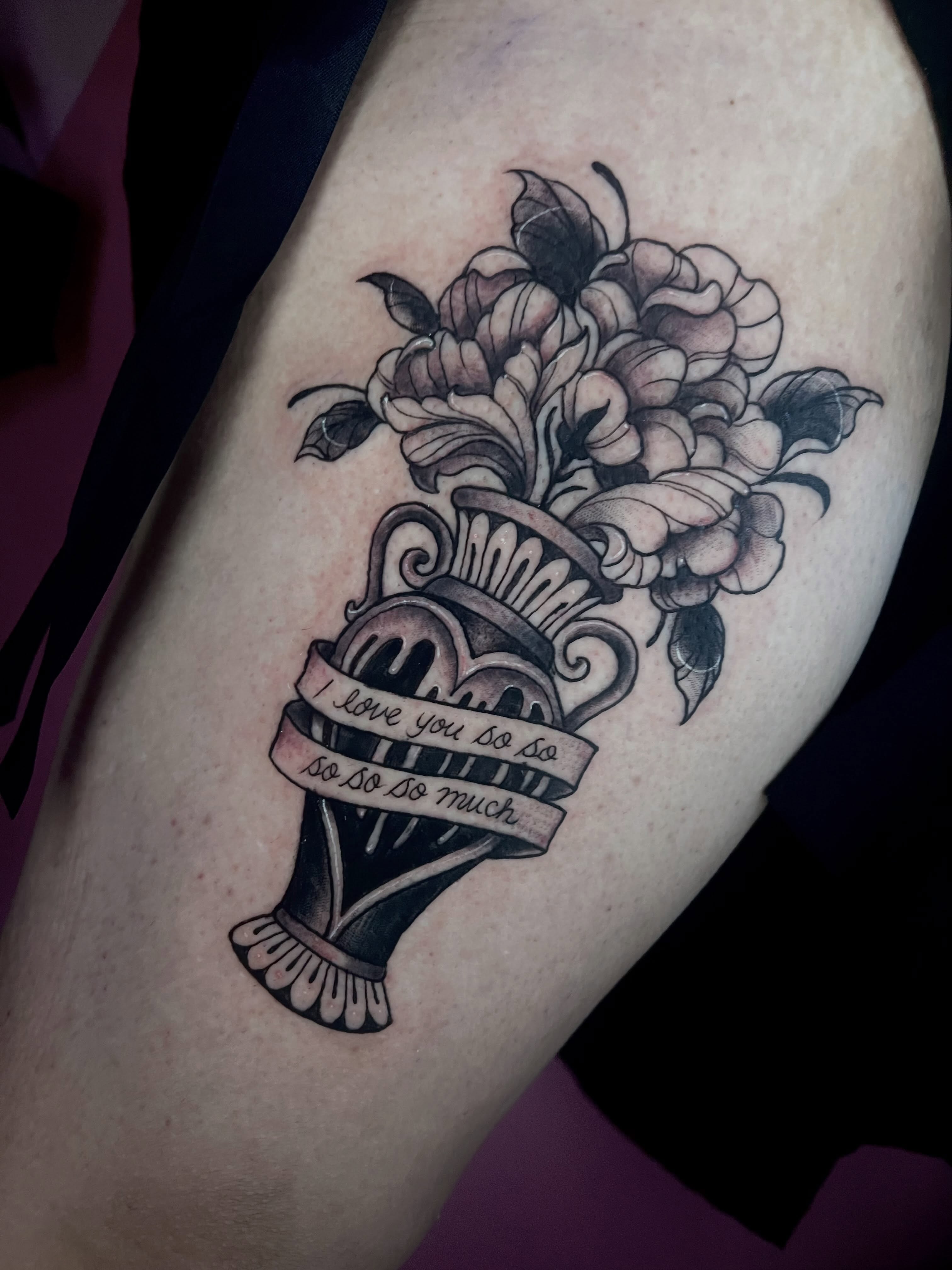Tattoo by @jesvalentinetattoos — black_and_grey