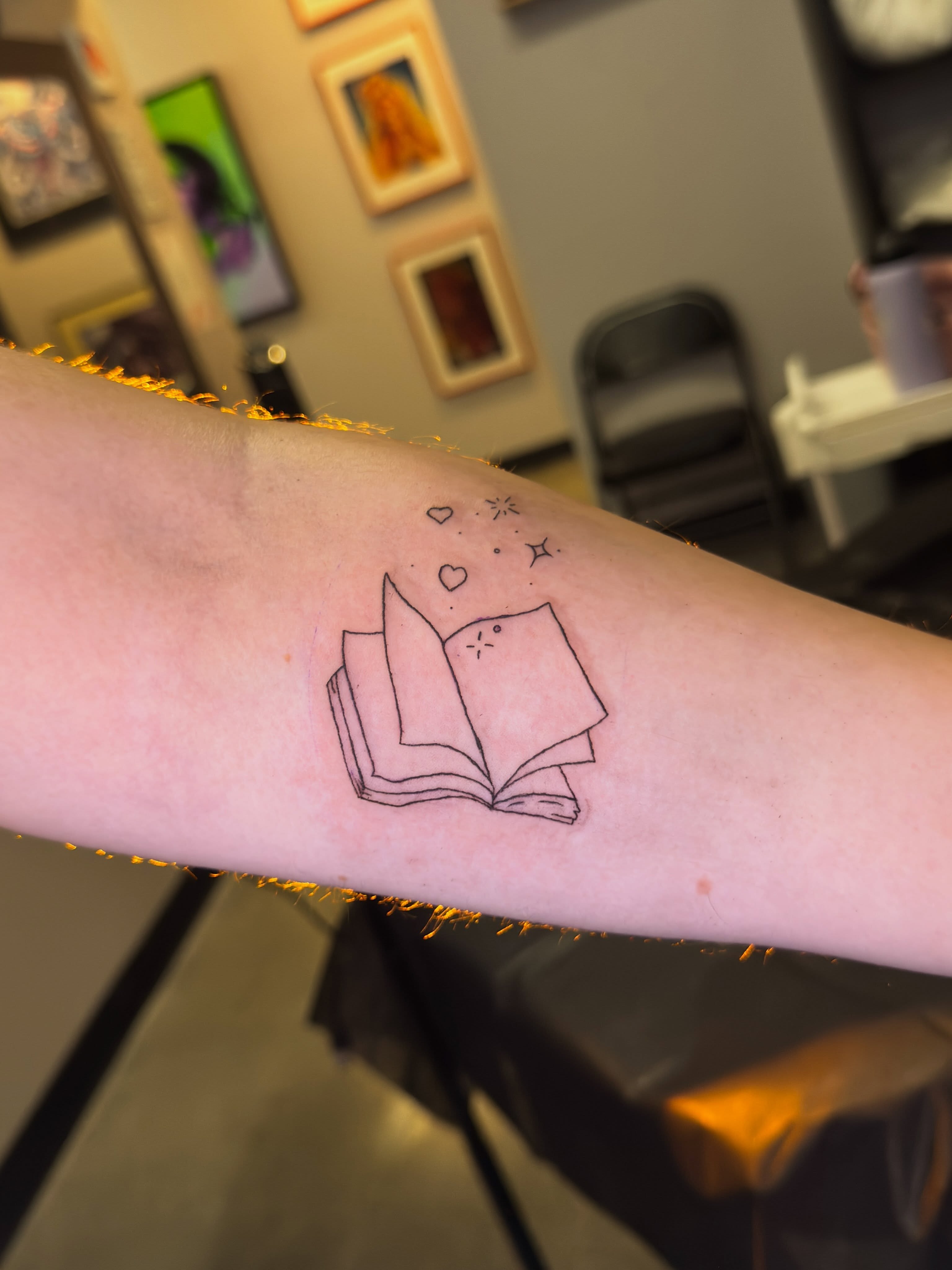 Tattoo by @tat2desirez β minimalist