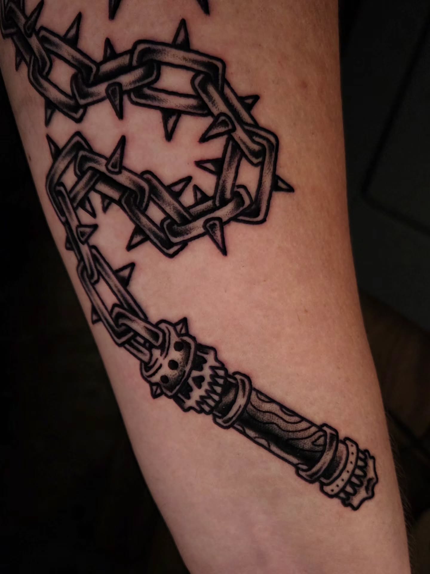 Chain and key black and grey tattoo on the forearm by Ian Kiser